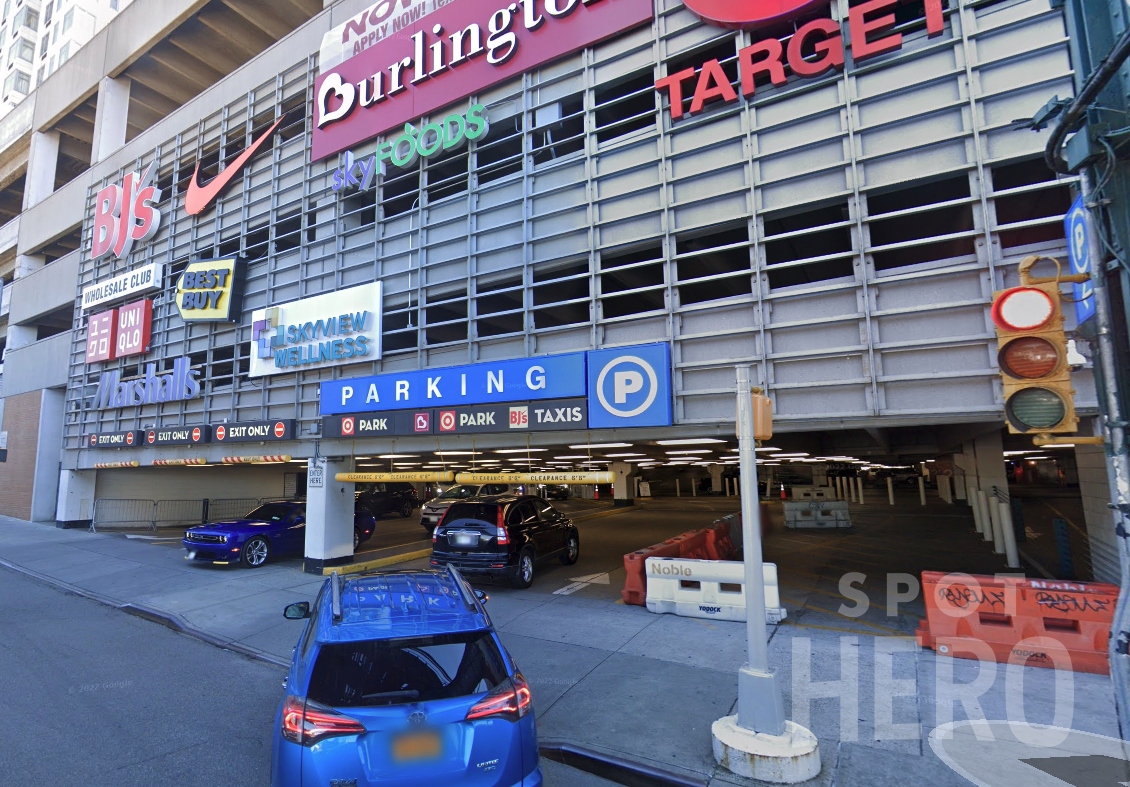 Photo of 129 Roosevelt Ave. (40-24 College Point Blvd.) - Skyview Mall Garage