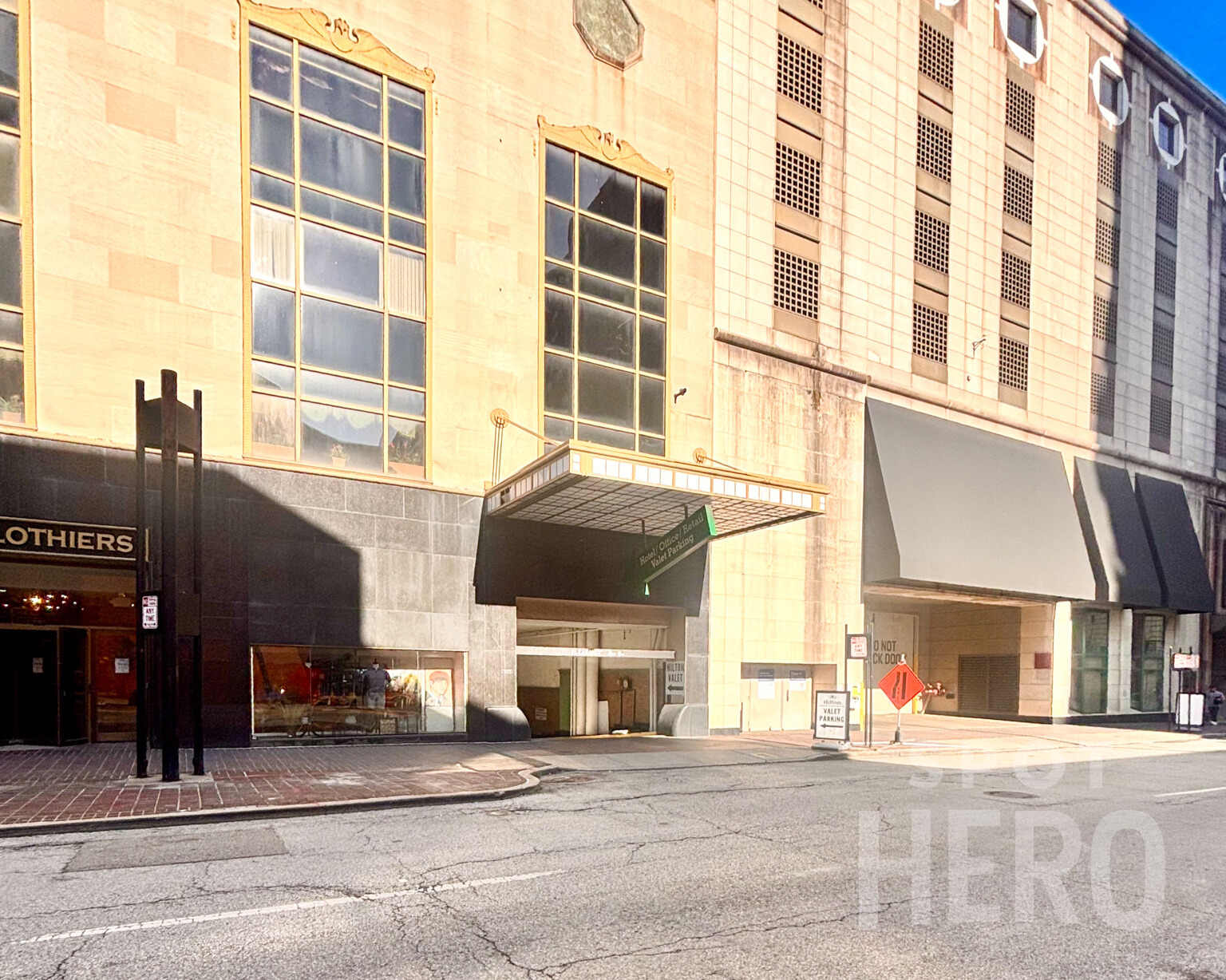 Photo of 418 Race St. (412 Race St.) - Hilton Netherland Plaza Garage