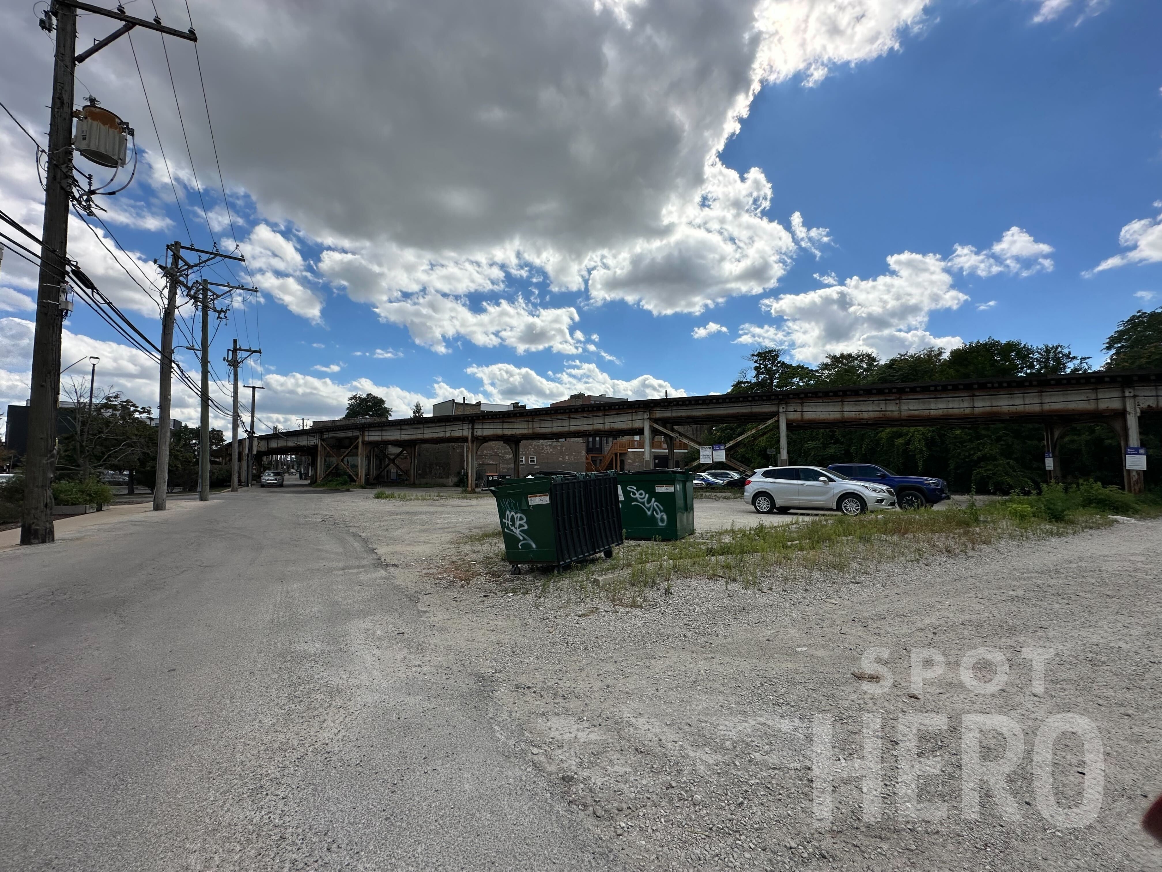 Photo of 1816 W Wilson Ave. - Under El Zone 54724 - Wilson to Wilcott Lot