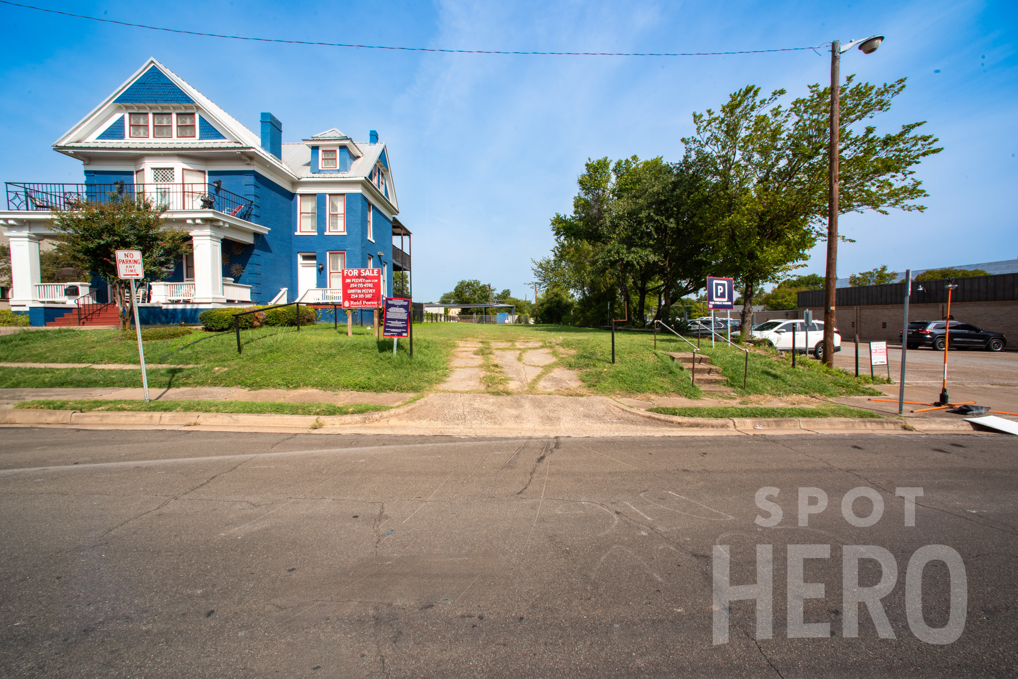 Photo of 613 Columbus Ave. - Lot
