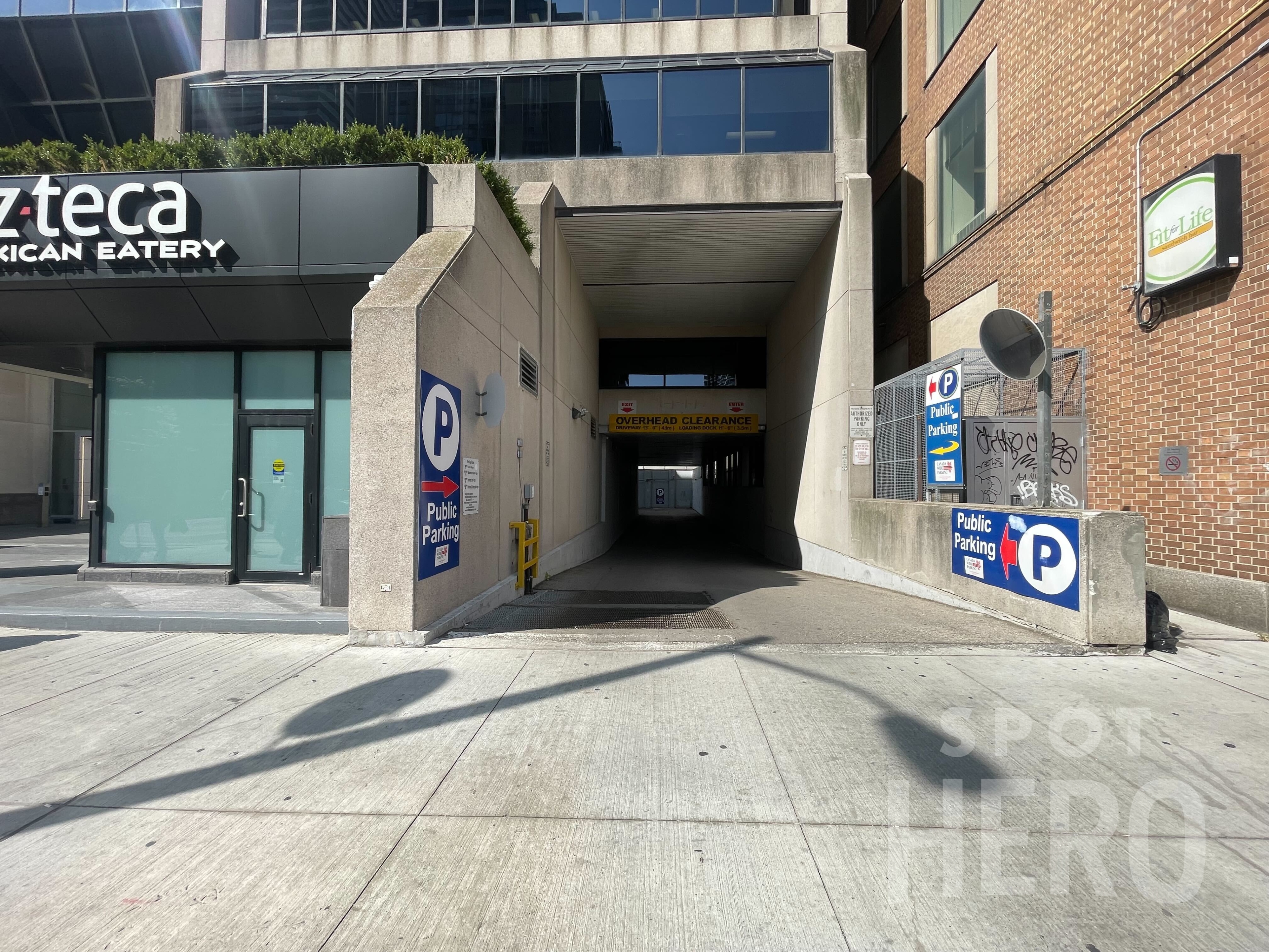 Photo of 40 Eglinton Ave. E - Garage