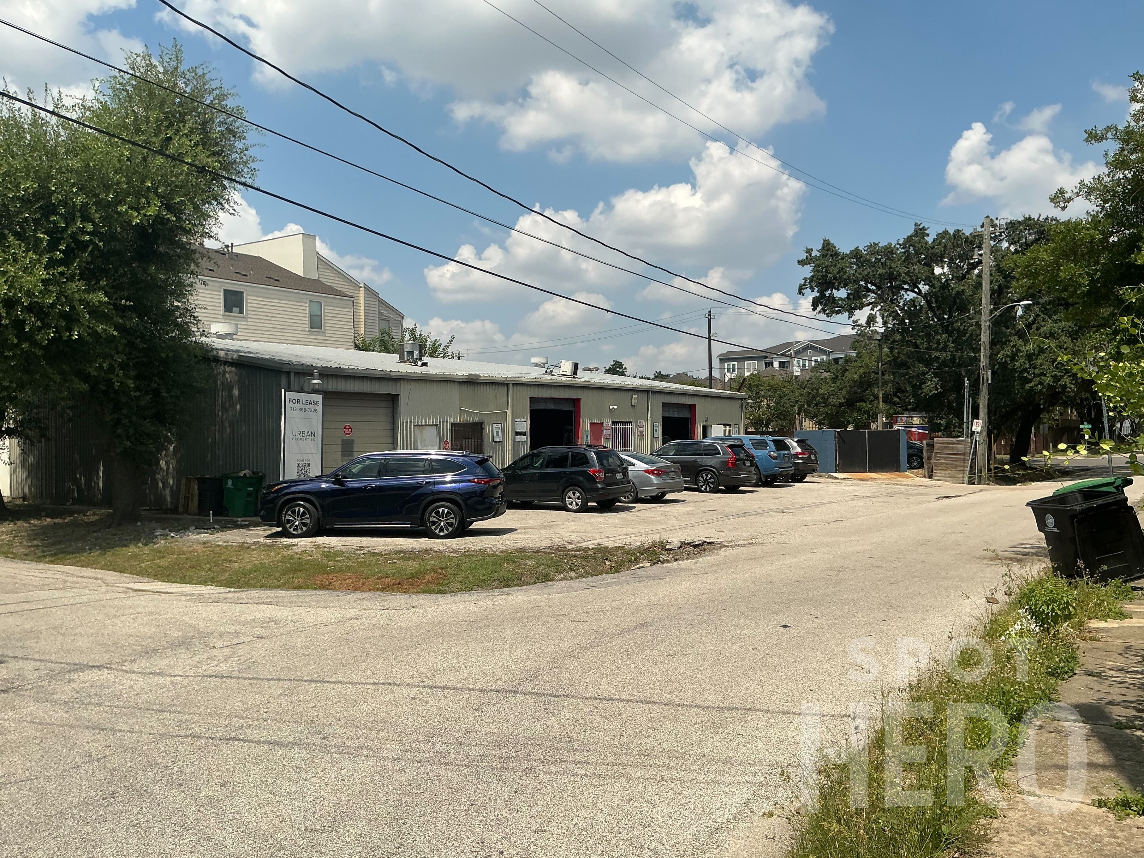 Photo of 5213 Washington Ave. (905 Reinerman St.) - Lot