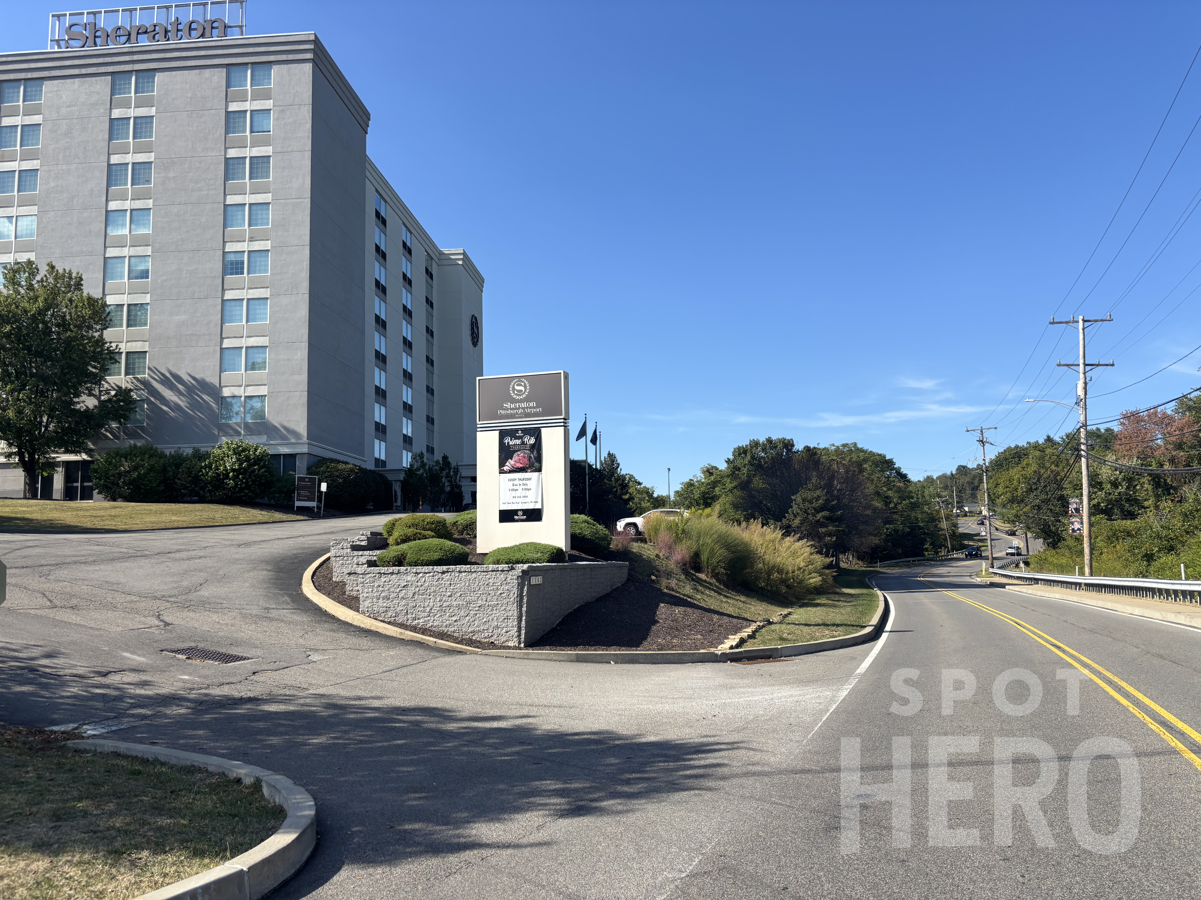 Photo of Sheraton Pittsburgh Airport Hotel - Uncovered Self Park