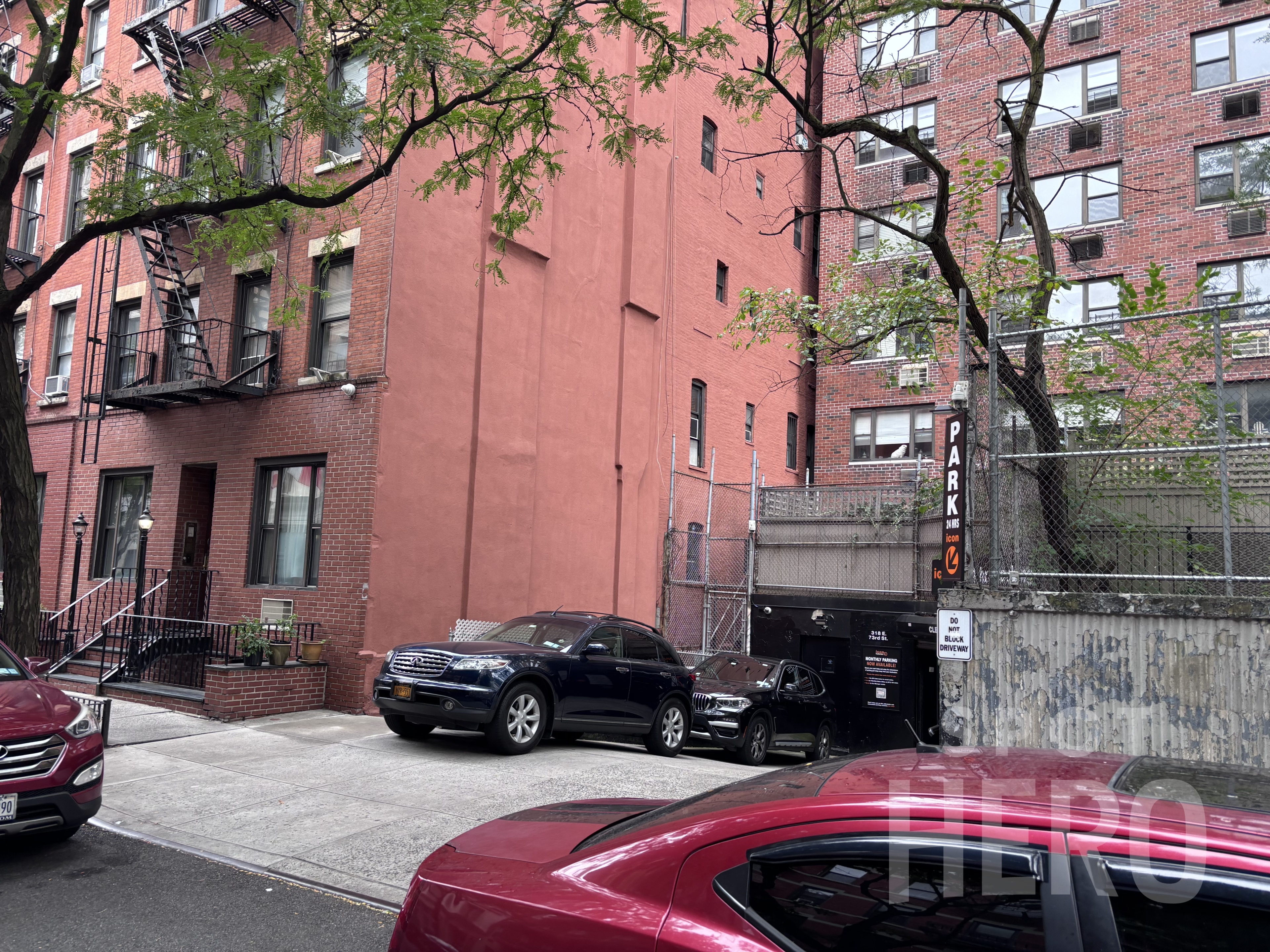 Photo of 318 E 73rd St. - Valet Garage
