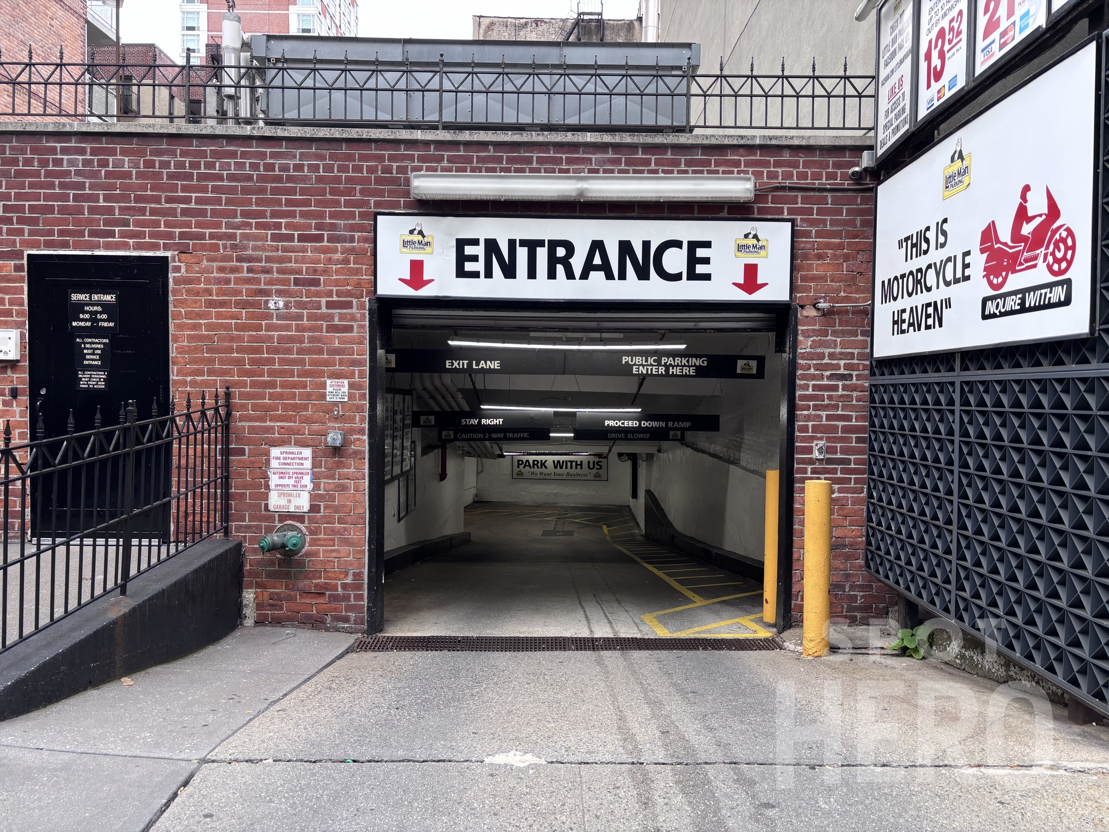 Photo of 401 E 74th St.  - Valet