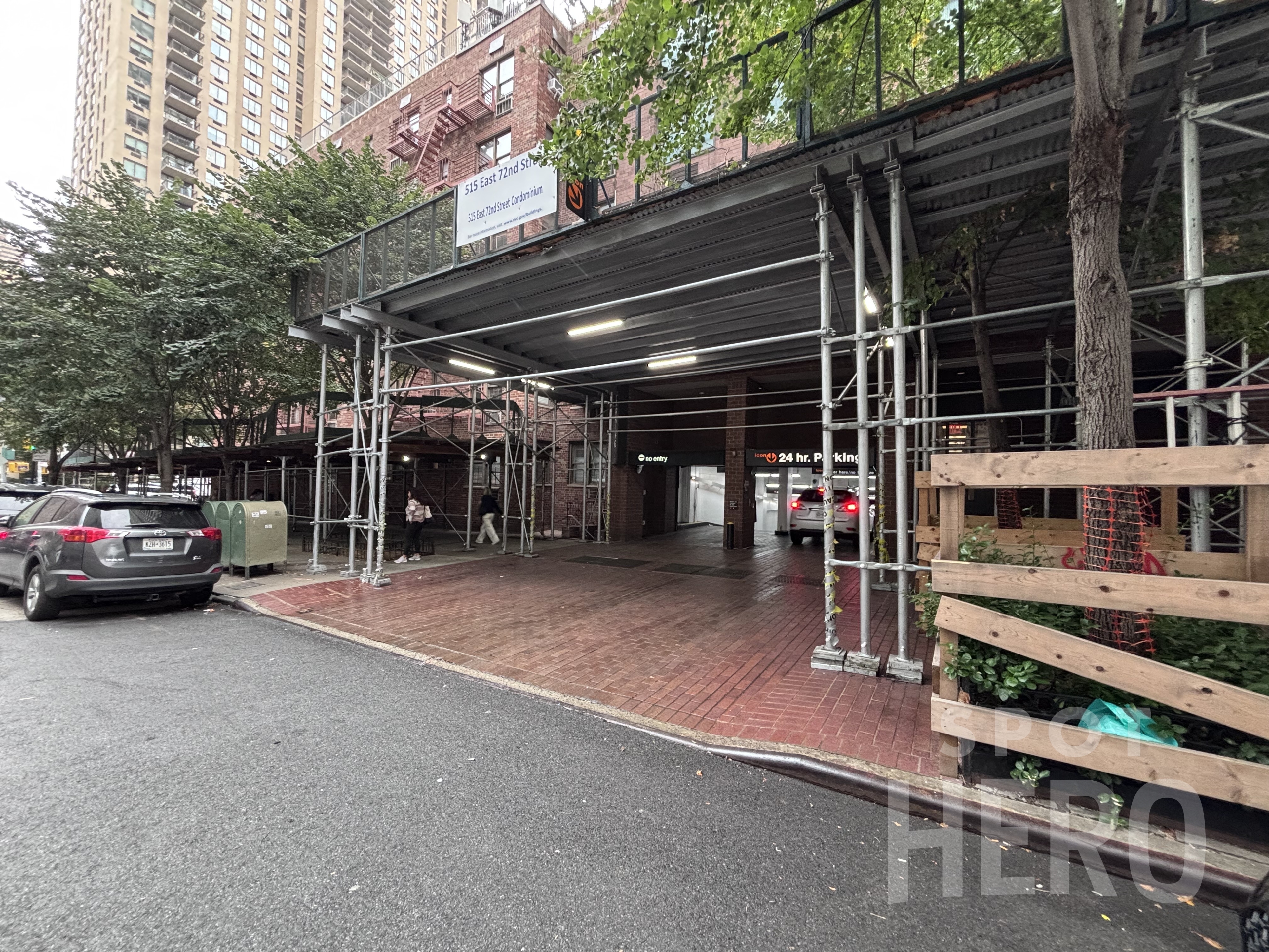 Photo of 513 E 72nd St. - Valet Garage
