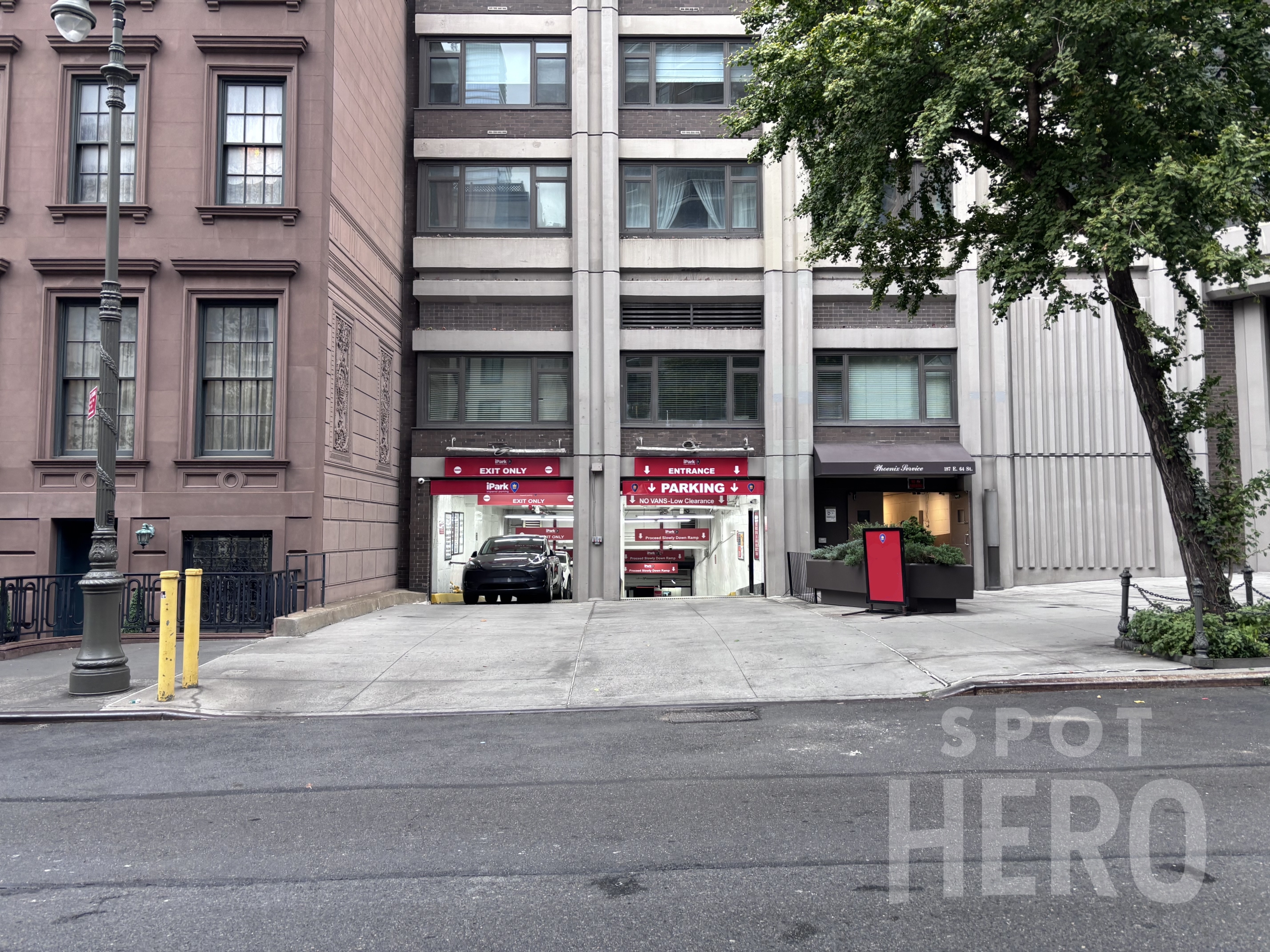 Photo of 189 E 64th St. - Valet Garage