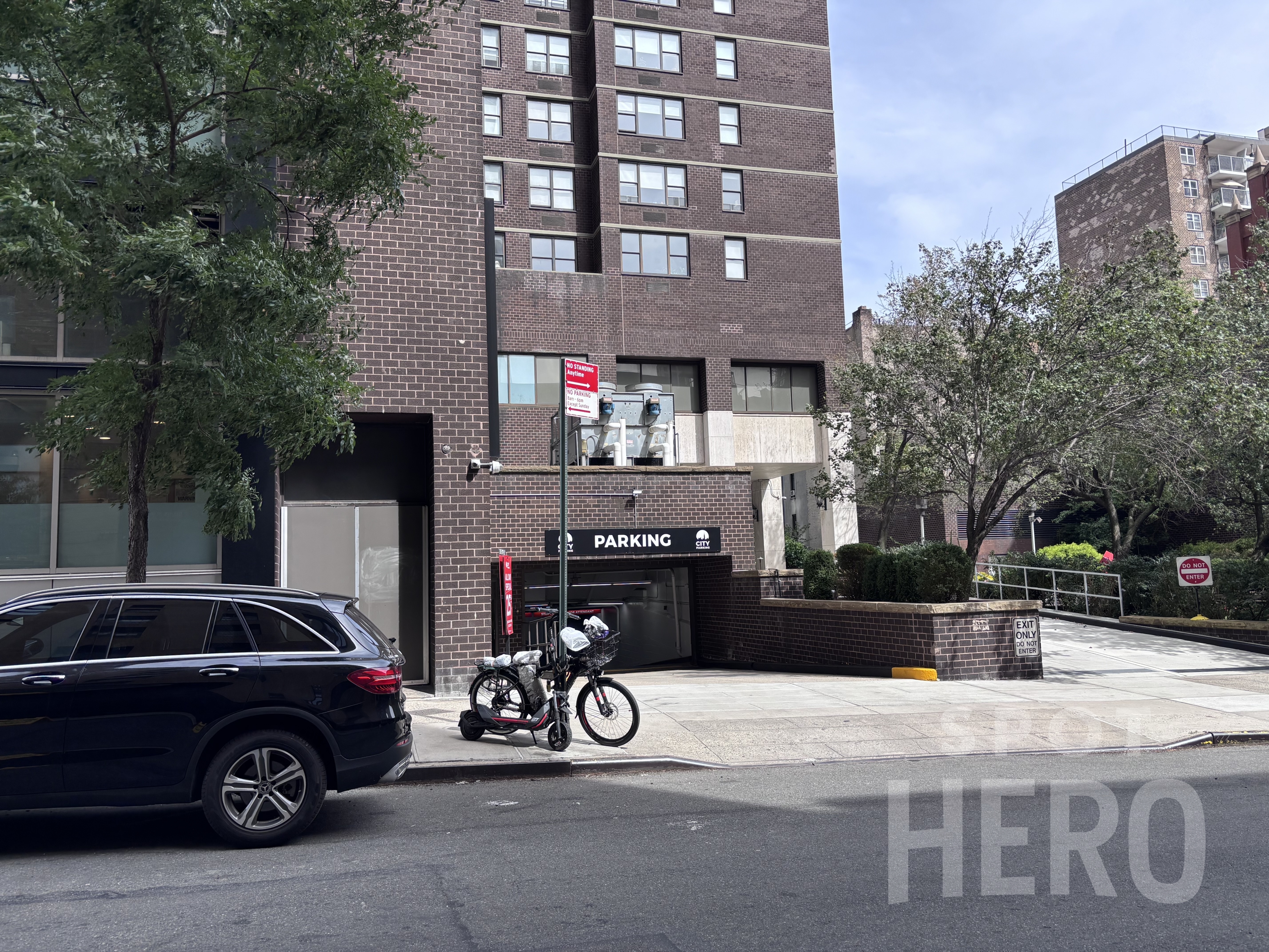 Photo of 205 E 87th St. - Valet Garage