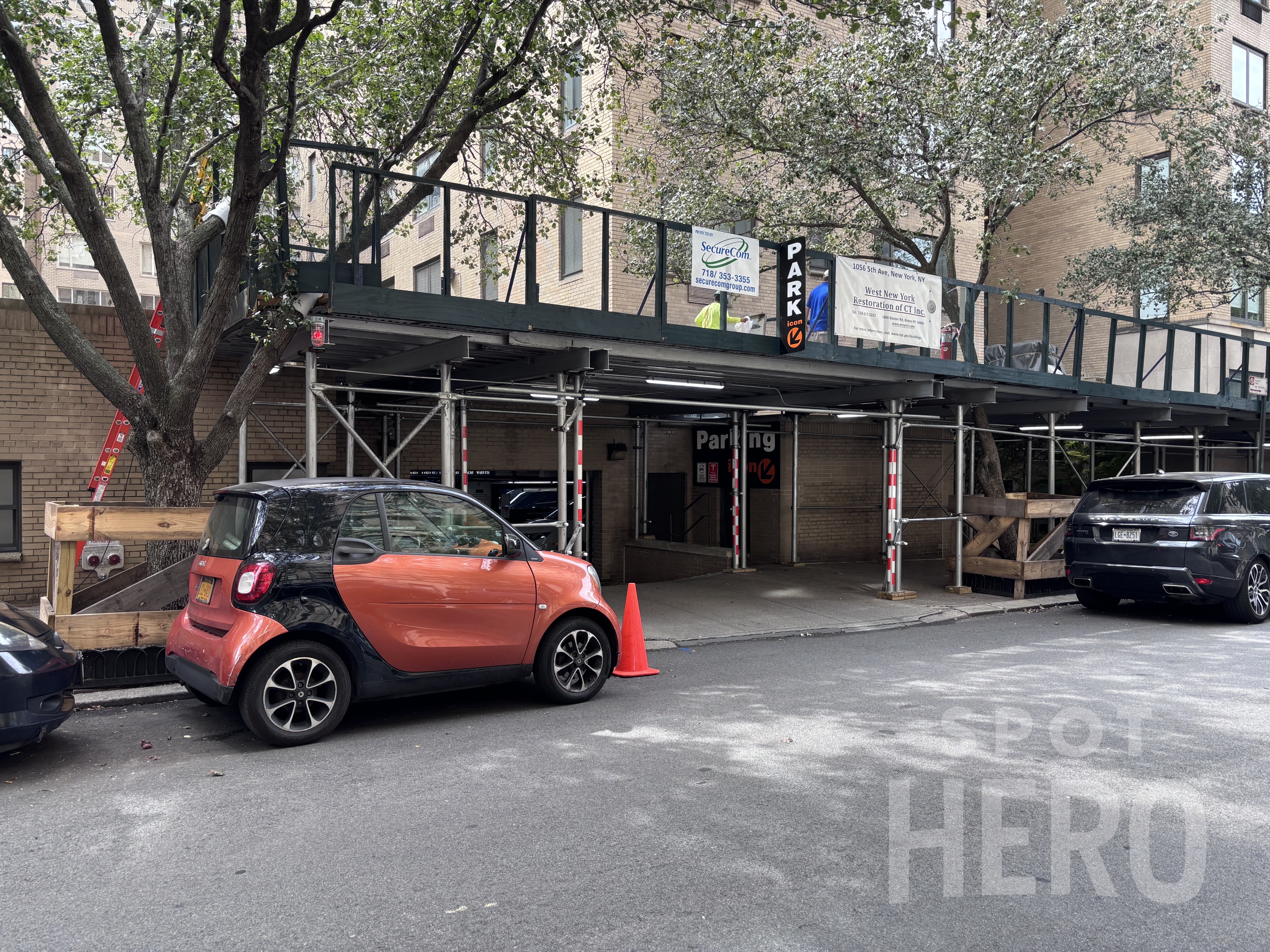Photo of 4 E 87th St. - (1056 5th Ave) Valet Garage