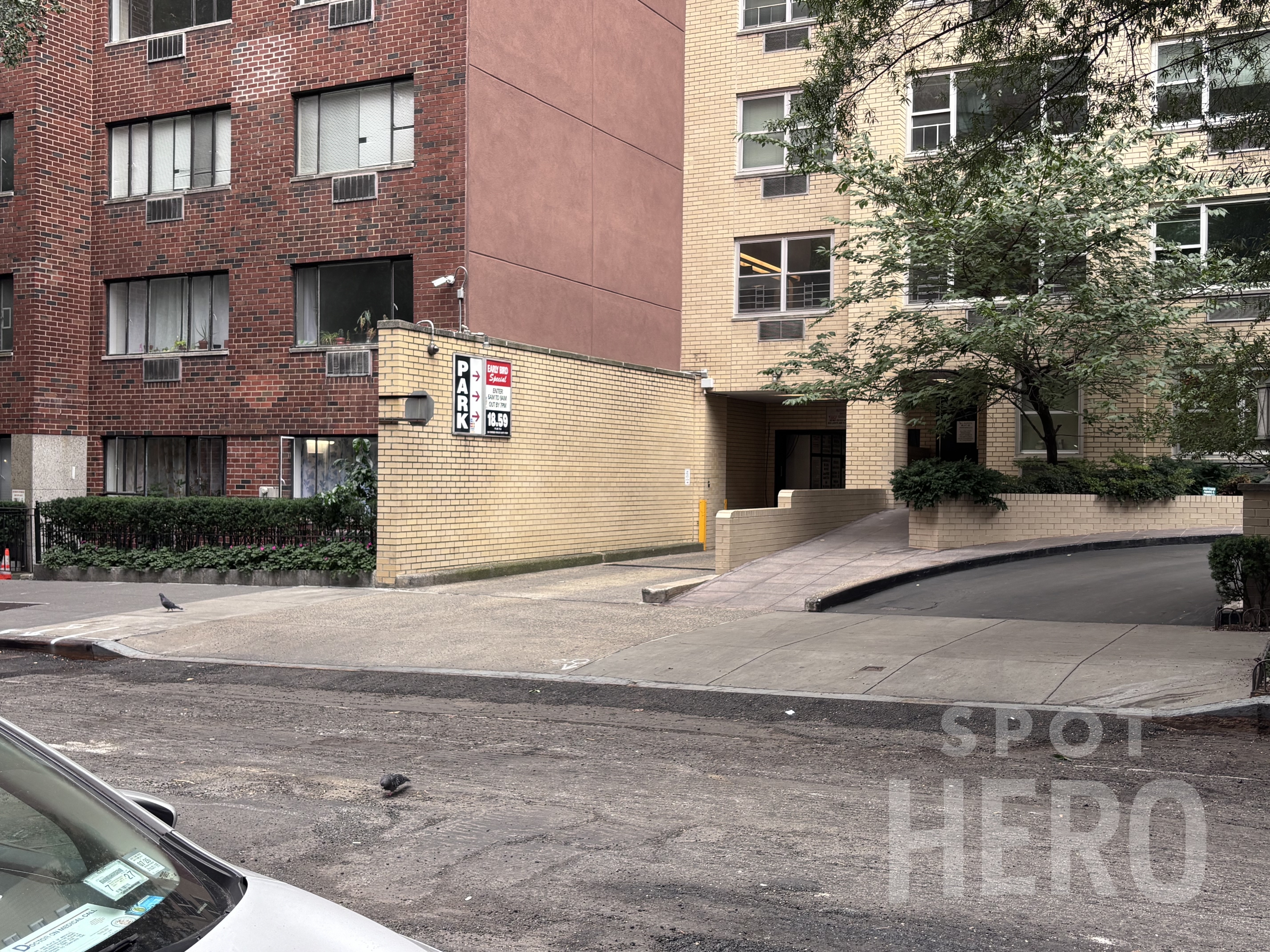 Photo of 500 E 85th St. - Valet Garage