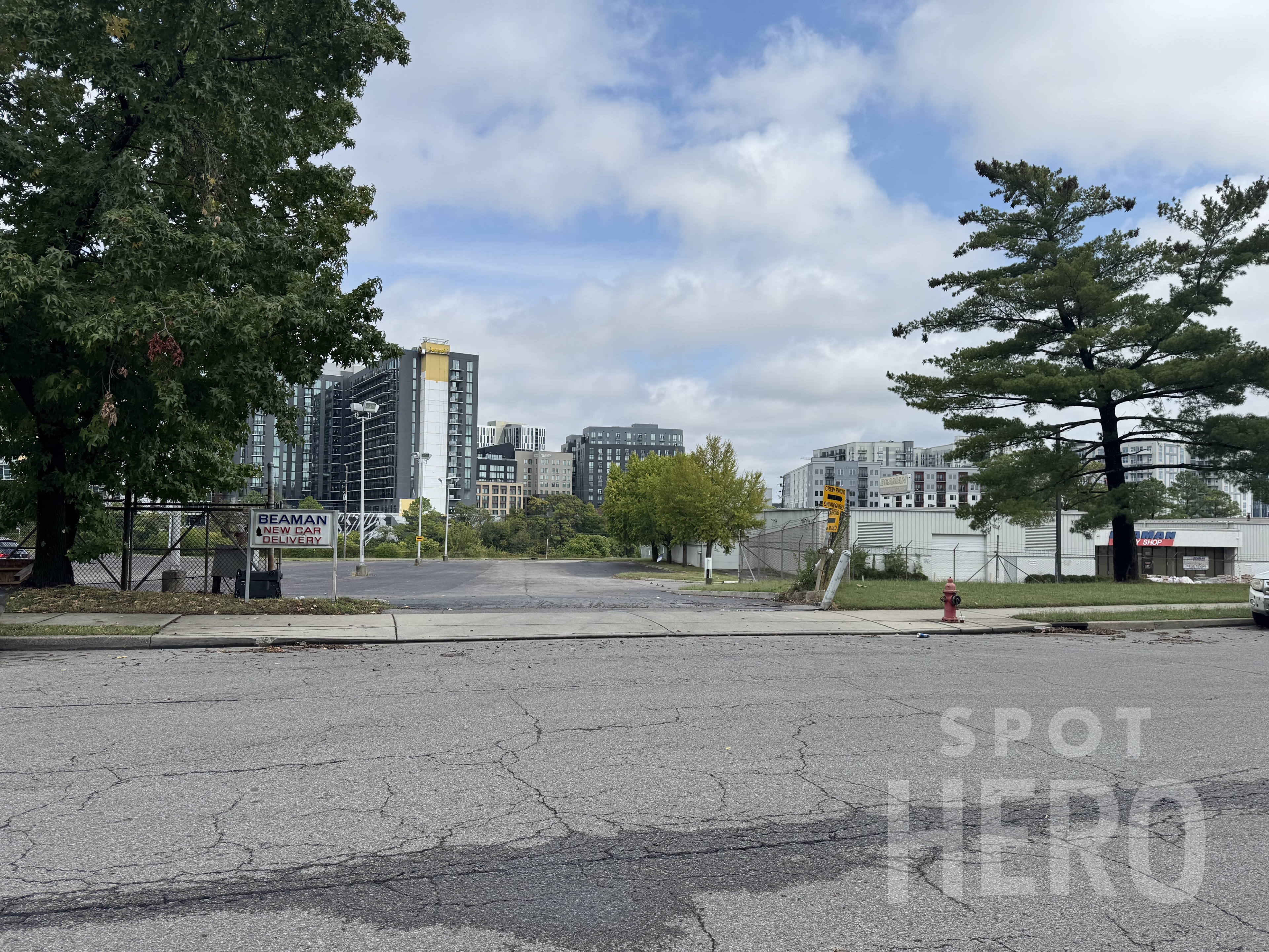 Photo of 1100 Hawkins St. - Wellsprire Lot