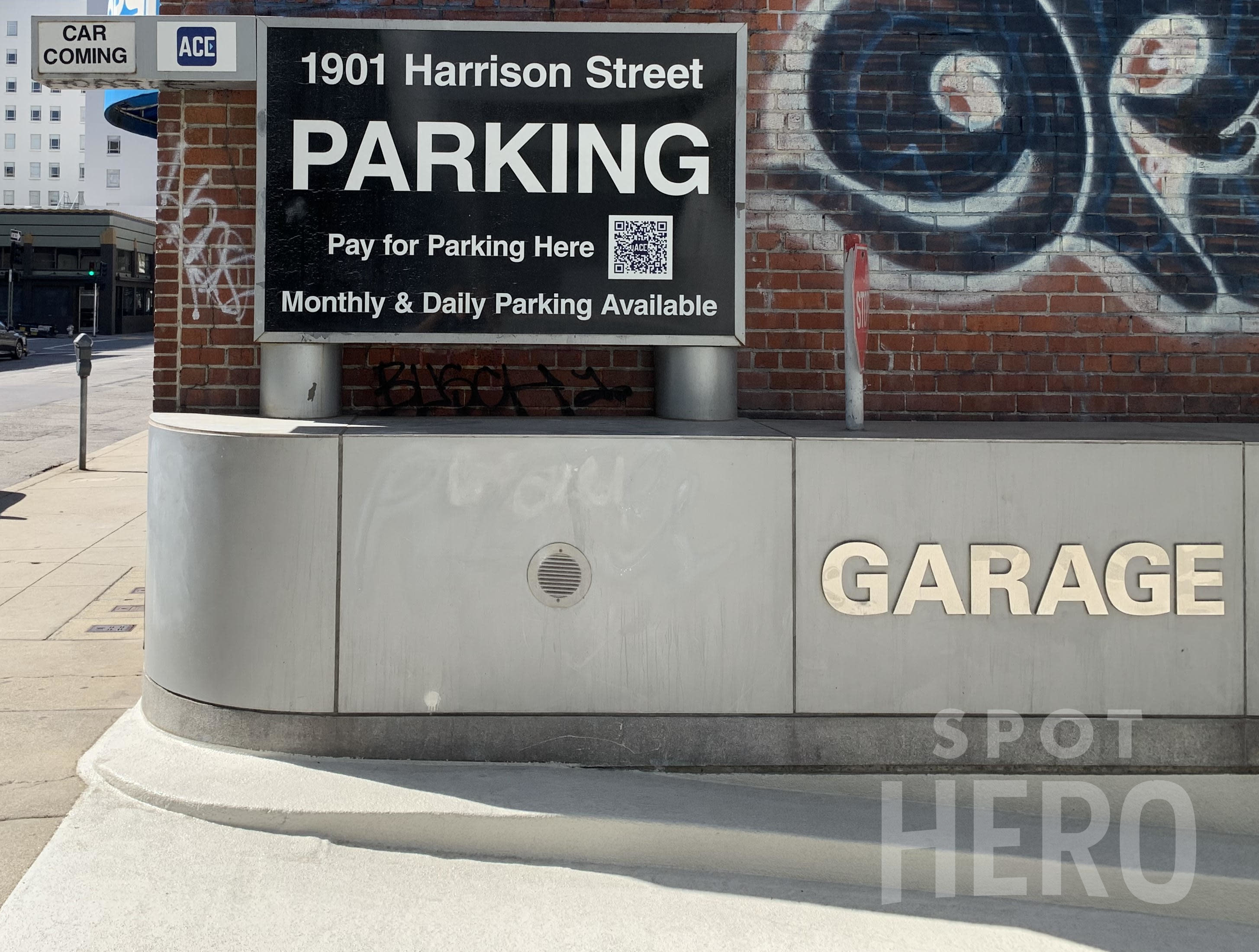 Photo of 320 19th St. (1901 Harrison St.) - Wells Fargo Center Garage