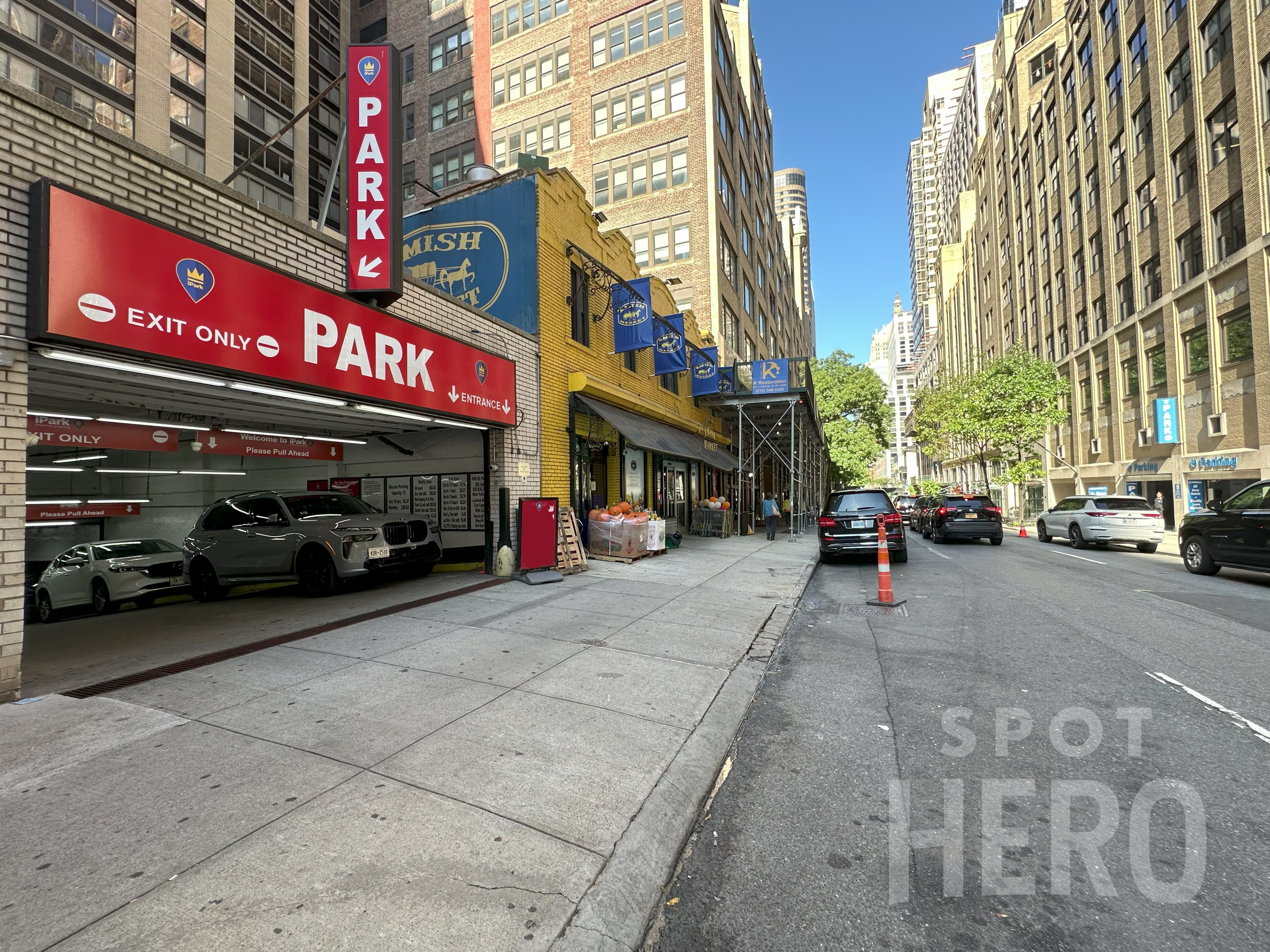 Photo of 246 E 45th St. - Valet Garage