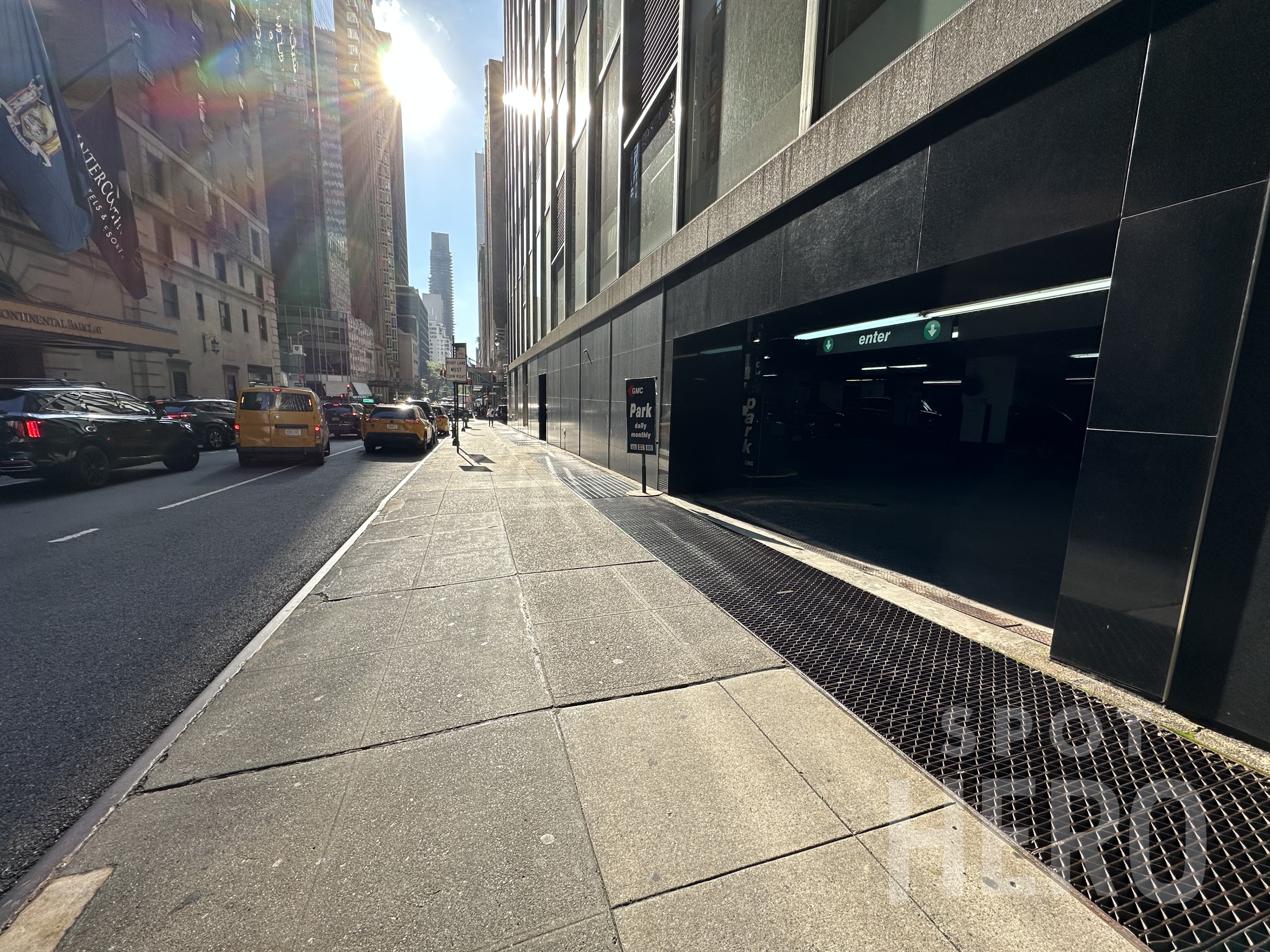 Photo of 120 E 48th St. - Garage