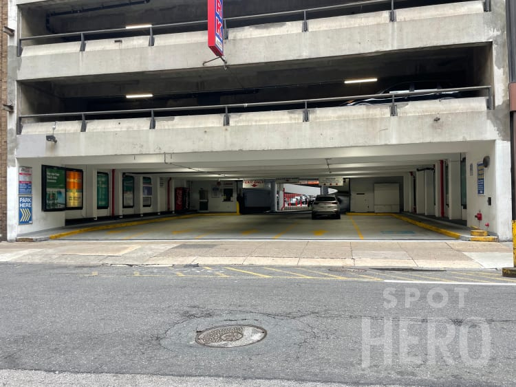 Photo of 220 S 15th St. - Valet Garage