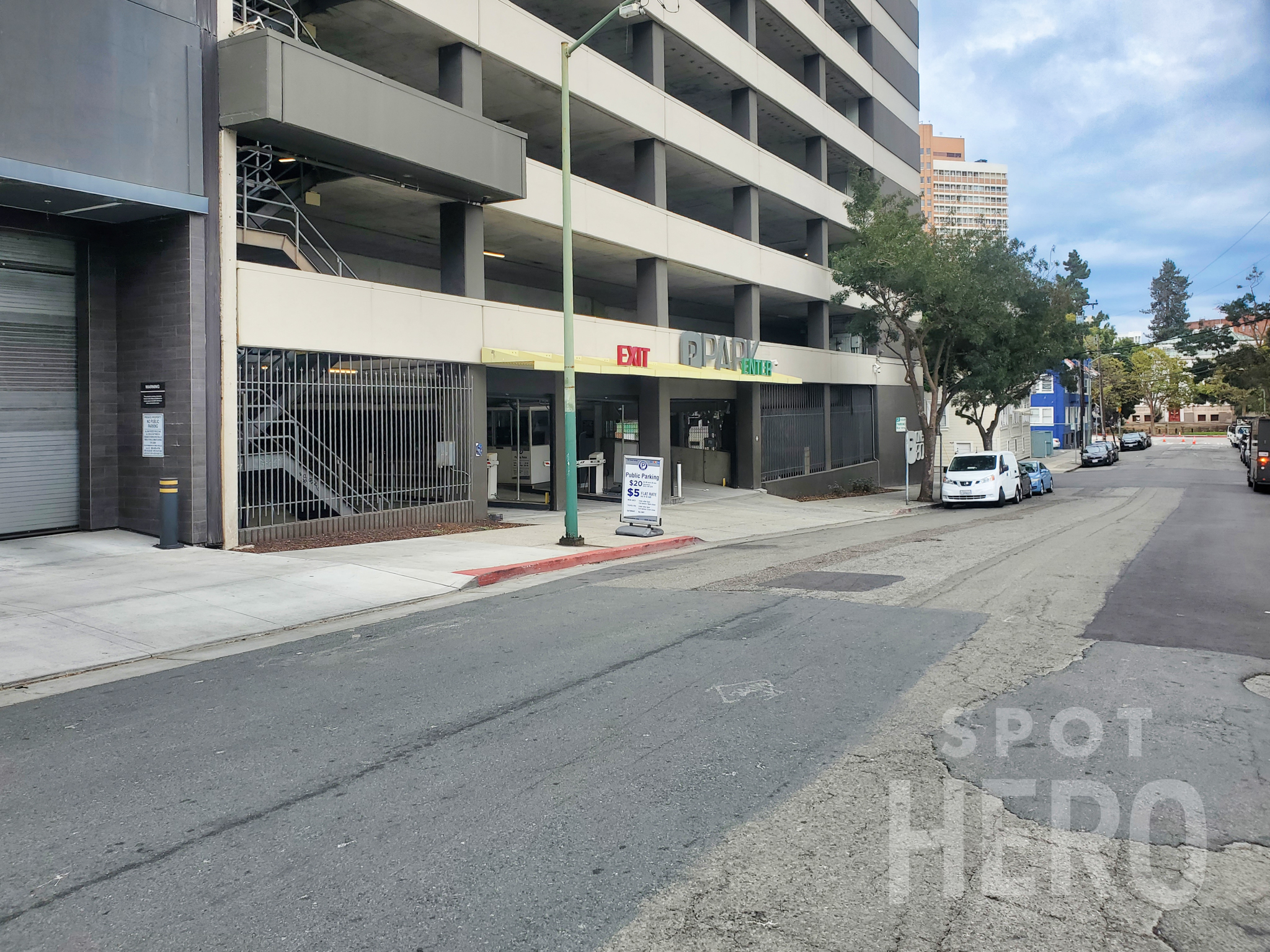 Photo of 260 23rd St. (180 Grand Ave.) - Garage