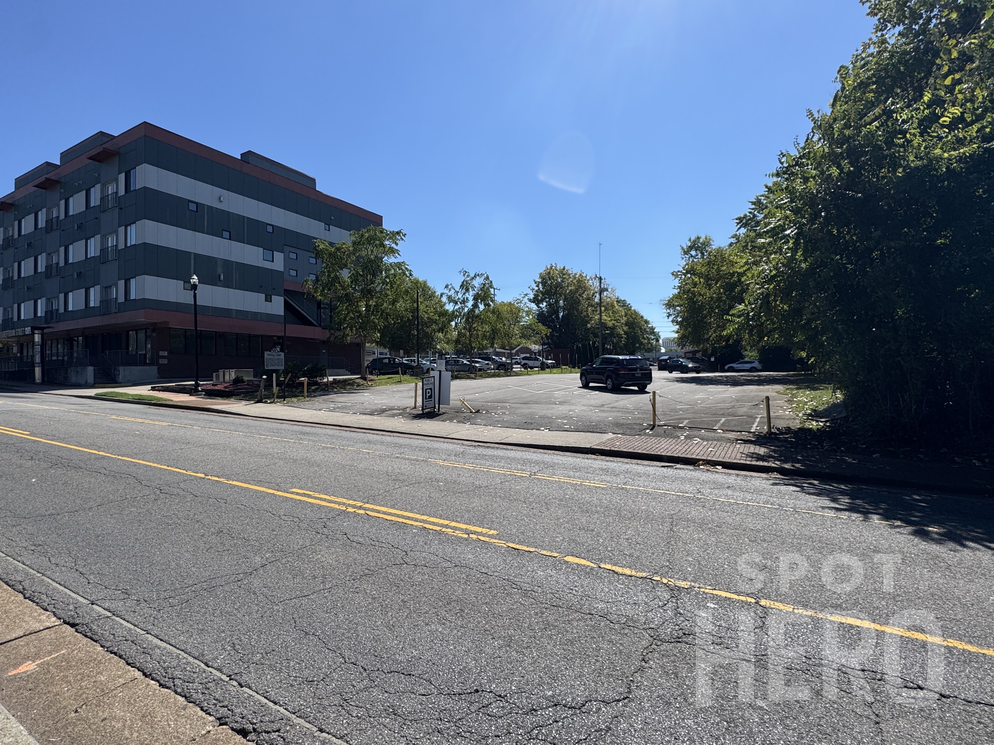 Photo of 1905 Jefferson St. - Lot