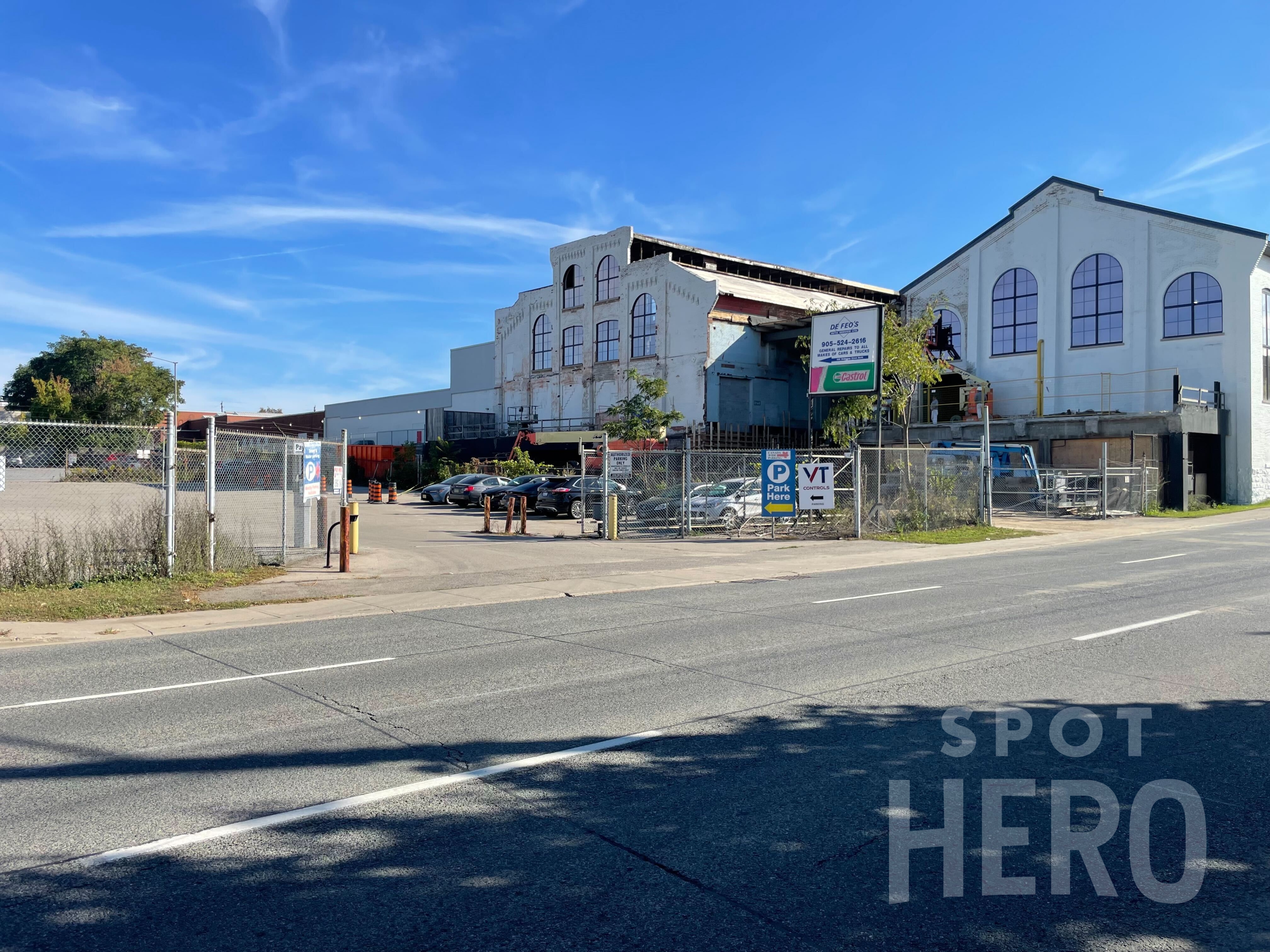 Photo of 400 Wellington St. N - Lot