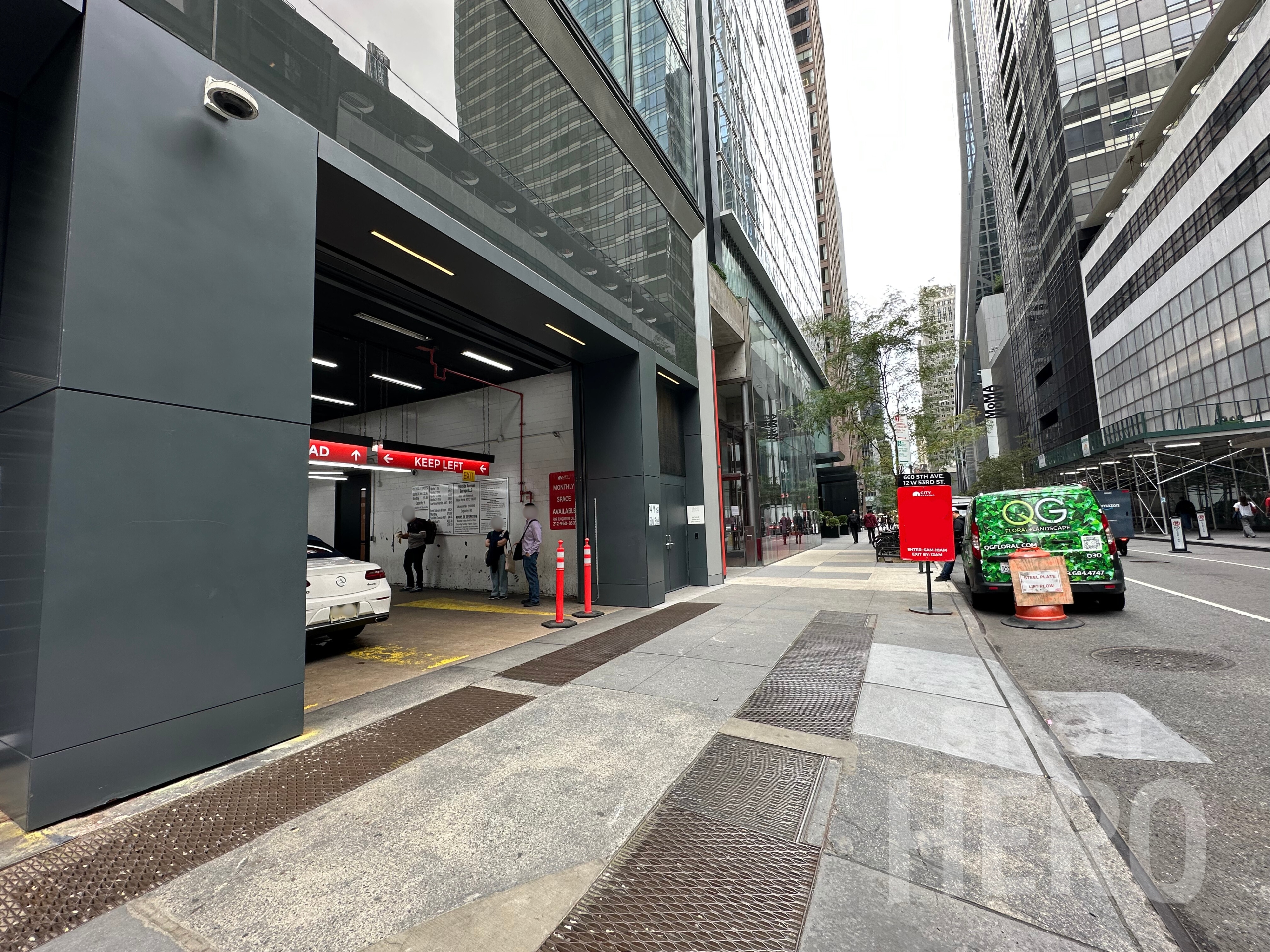 Photo of 12 W 53rd St. (660 5th Ave.) - Garage