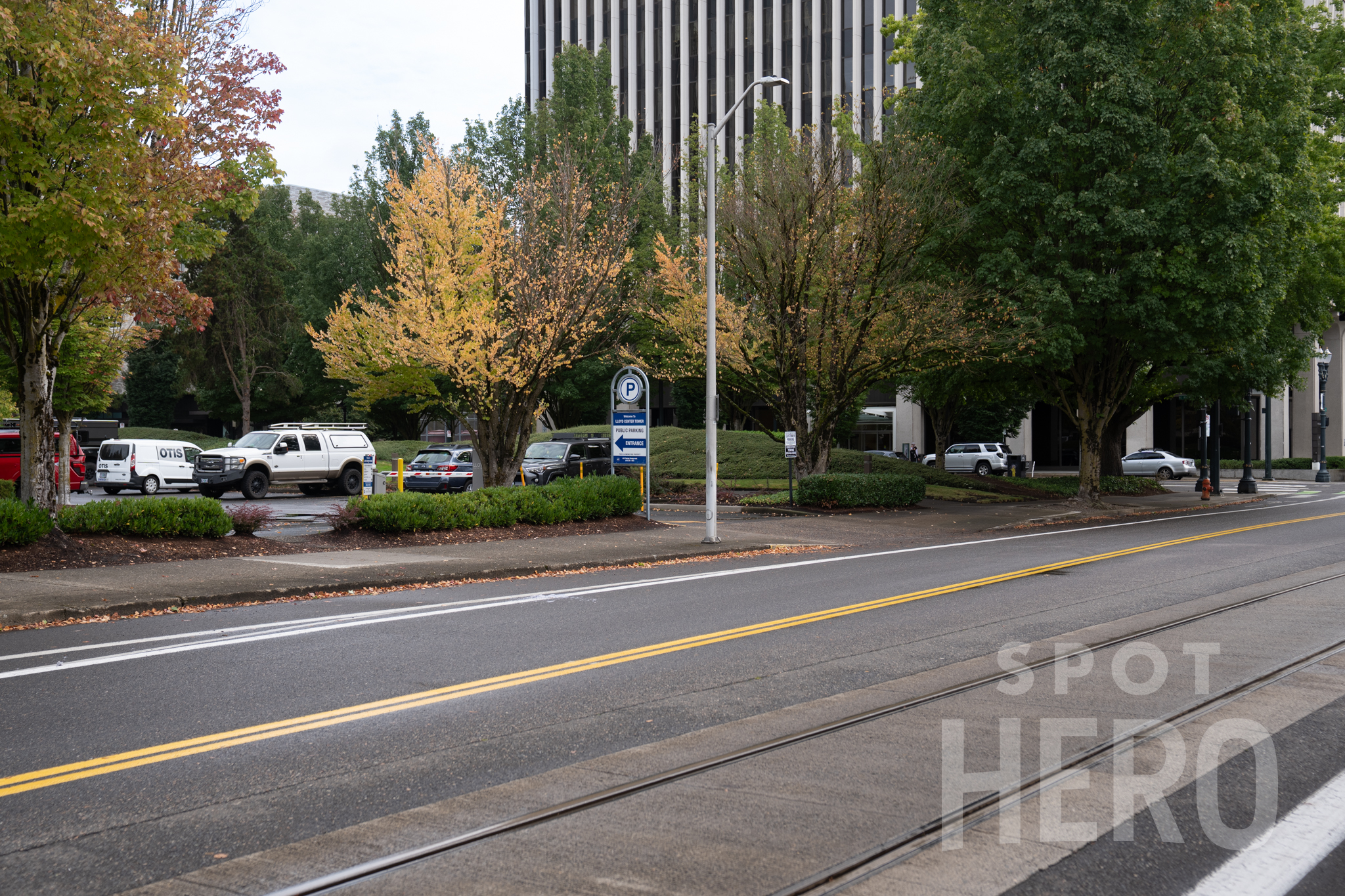 Photo of 1260 NE 7th Ave. - Lloyd Center Tower Lot