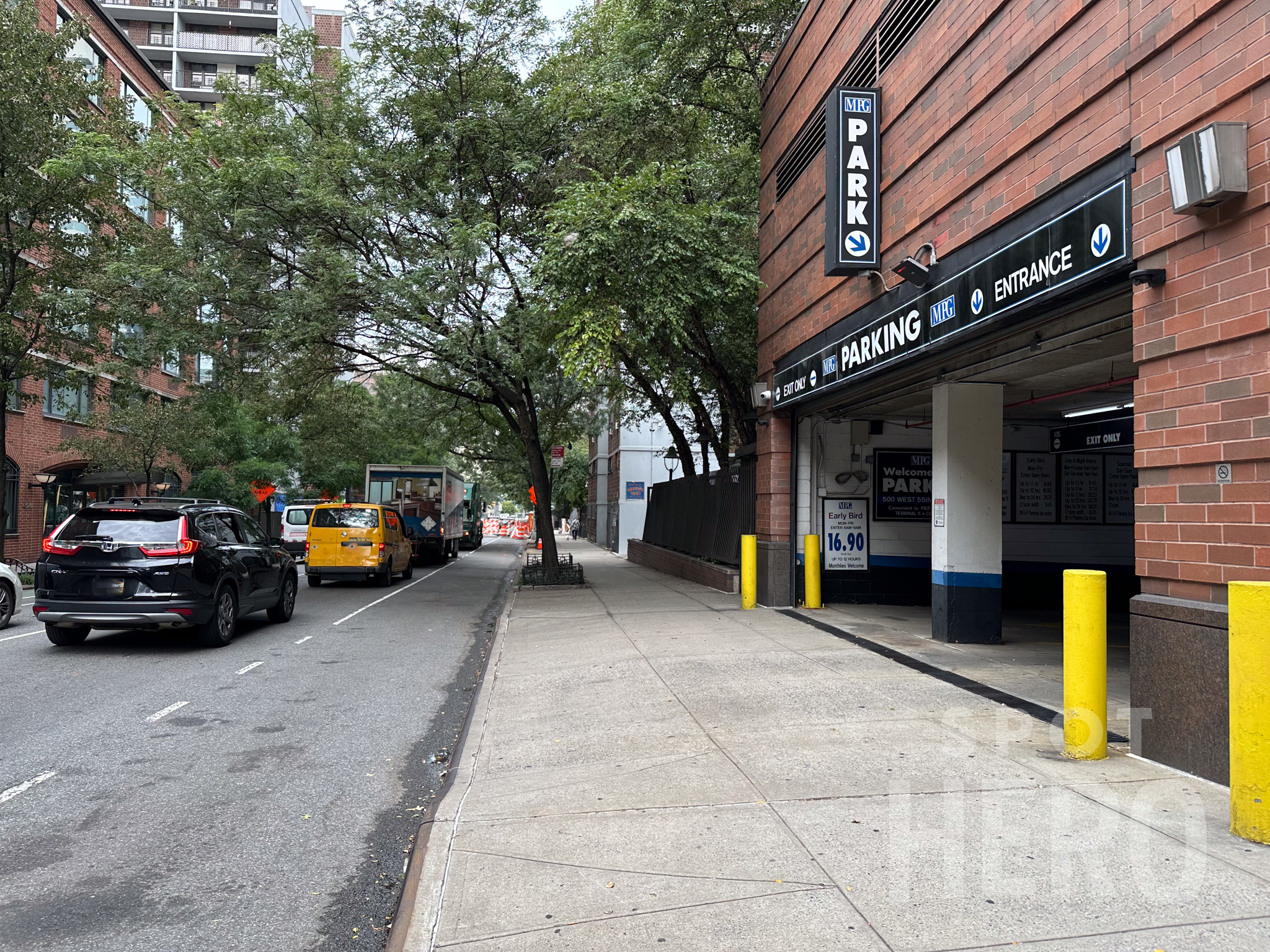 Photo of 505 W 55th St. (841 10th Ave.)  - Valet