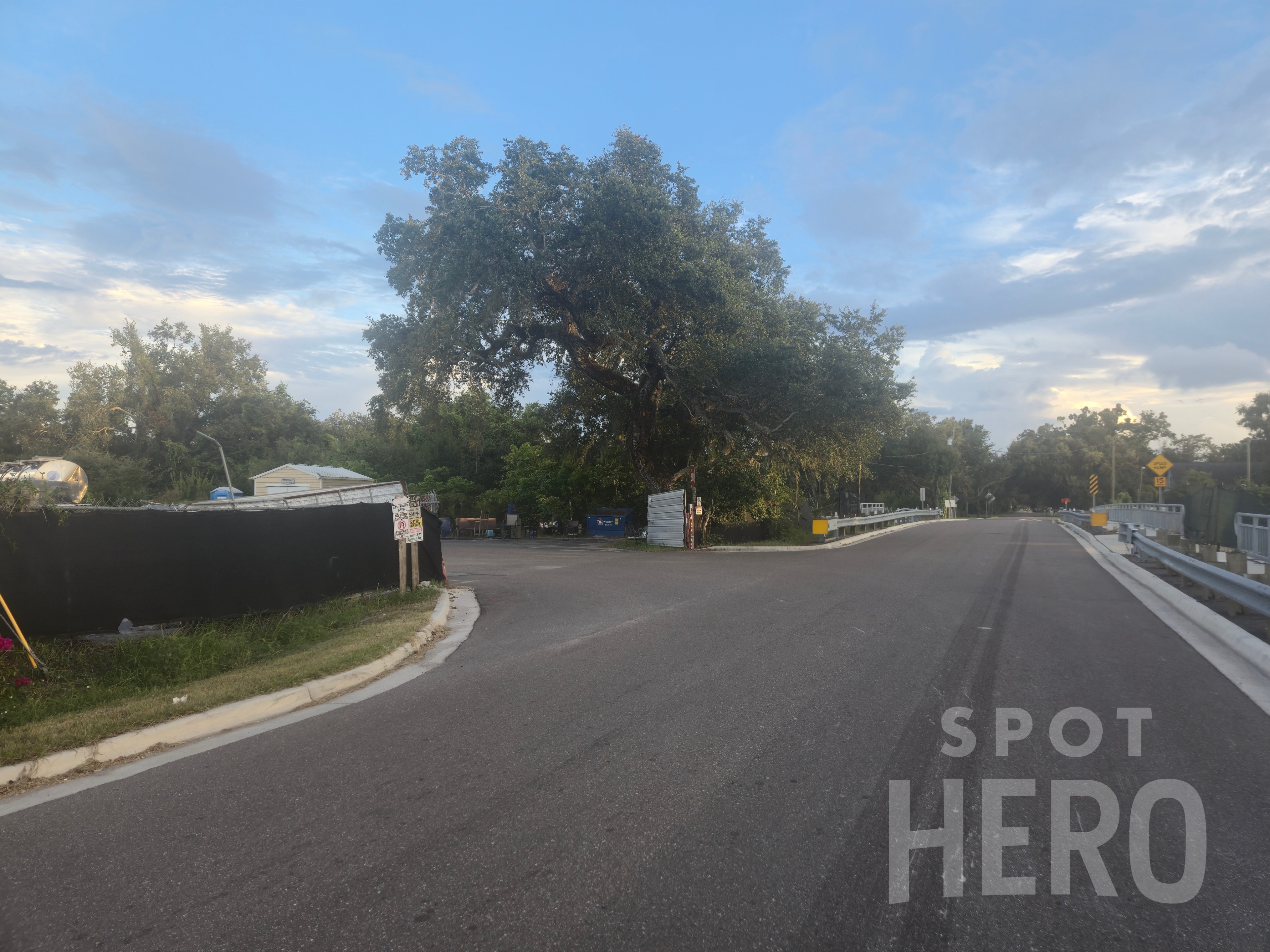 Photo of 2884 S 70th St. (7001 Causeway Blvd.) - Lot