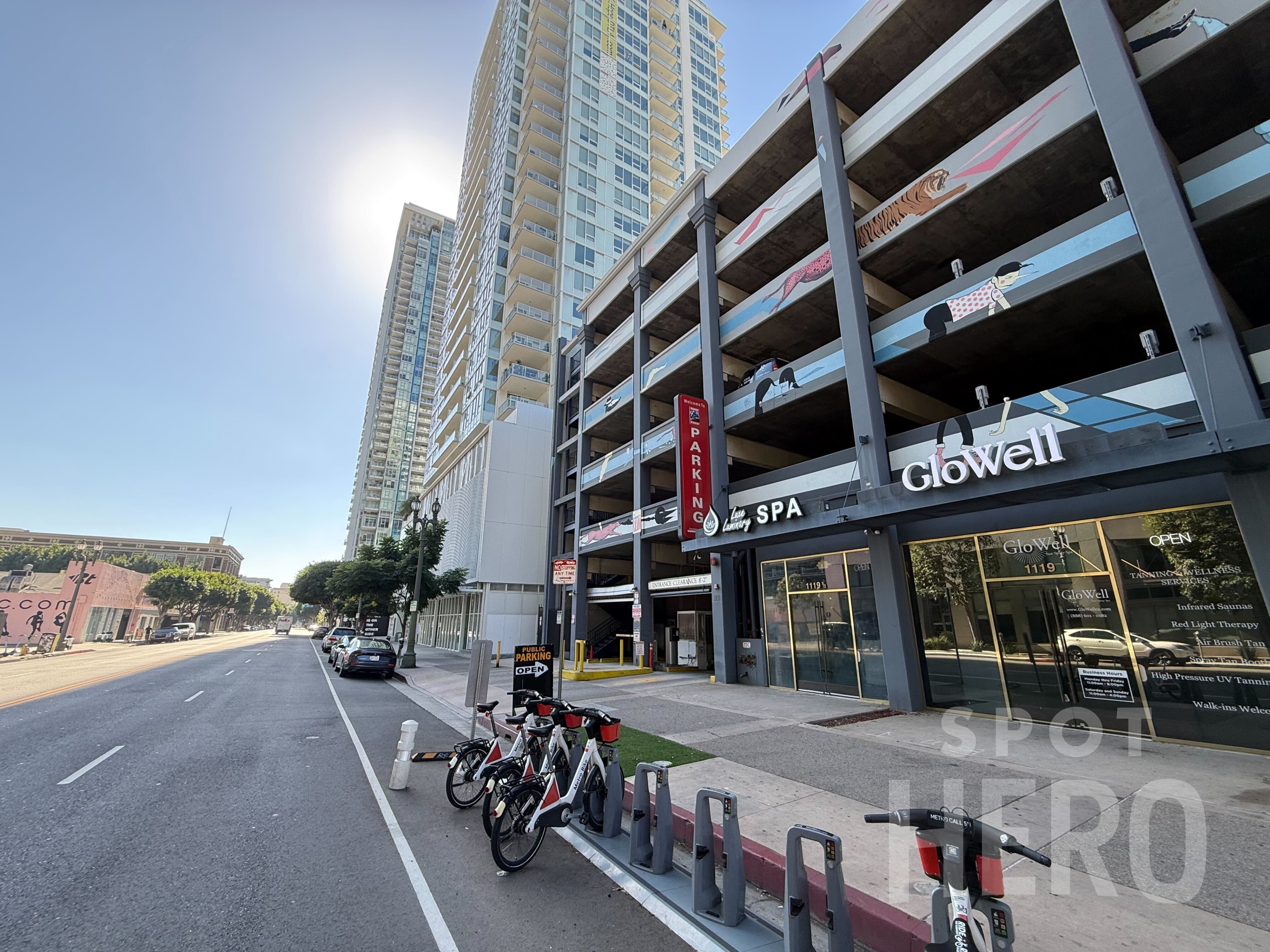 Photo of 1119 1/2 S Hope St. (1111 S Hope St.) - Garage