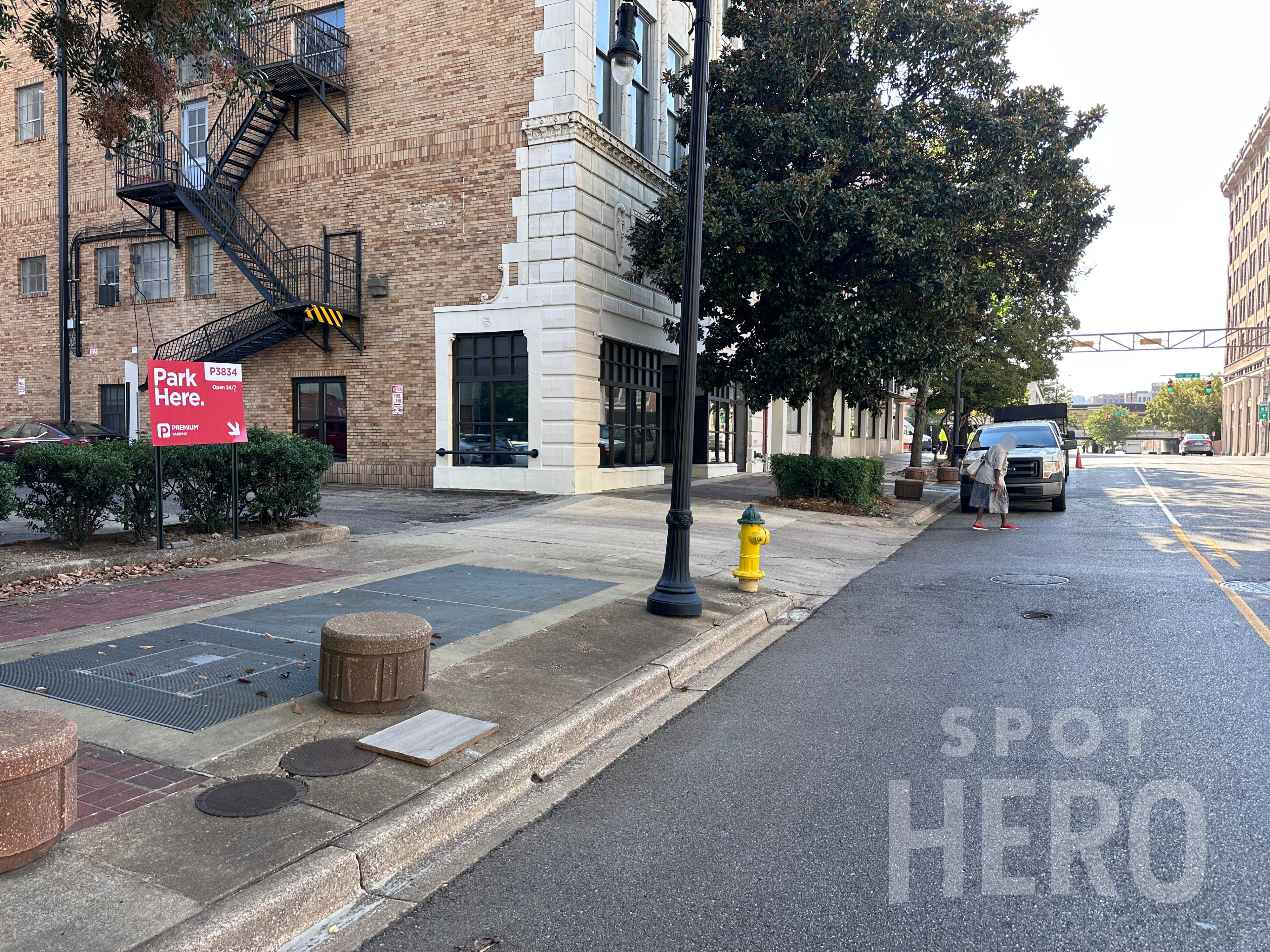 Photo of 113 19th St. N - Linq Downtown McWane Science Center Lot