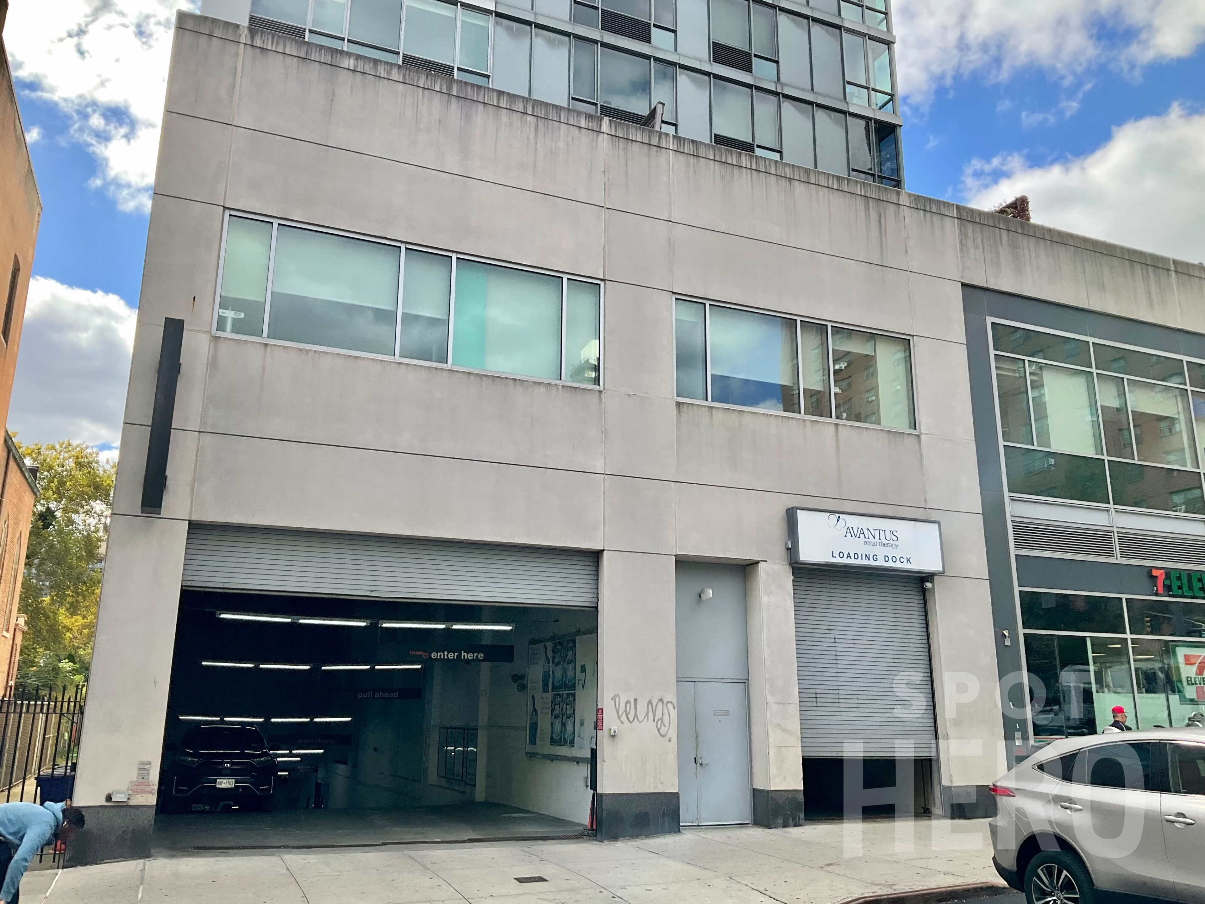 Photo of 801 Amsterdam Ave. - Valet