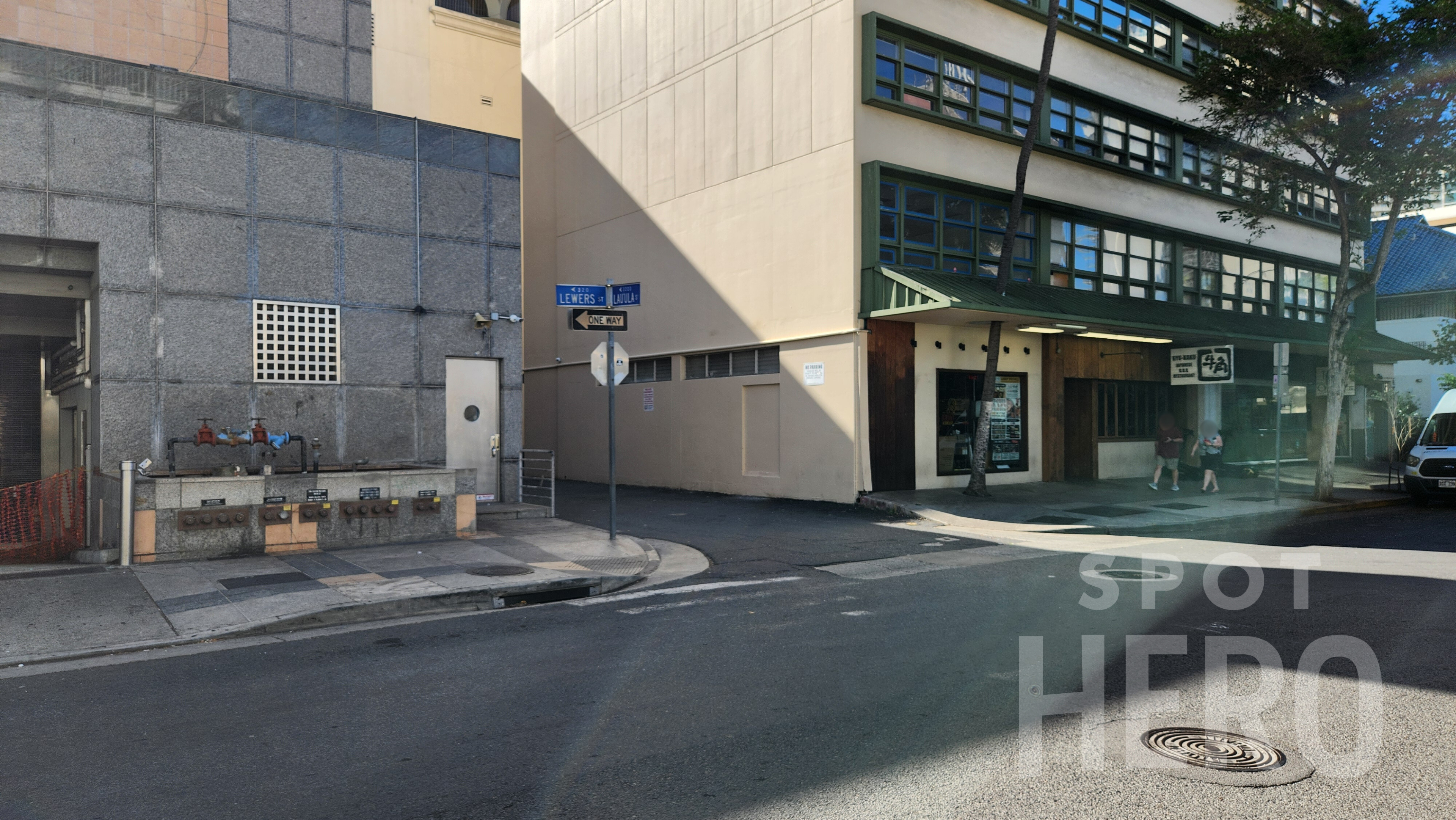Photo of 316 Lewers St. (2222 Kalākaua Ave.) - Waikiki Galleria Tower