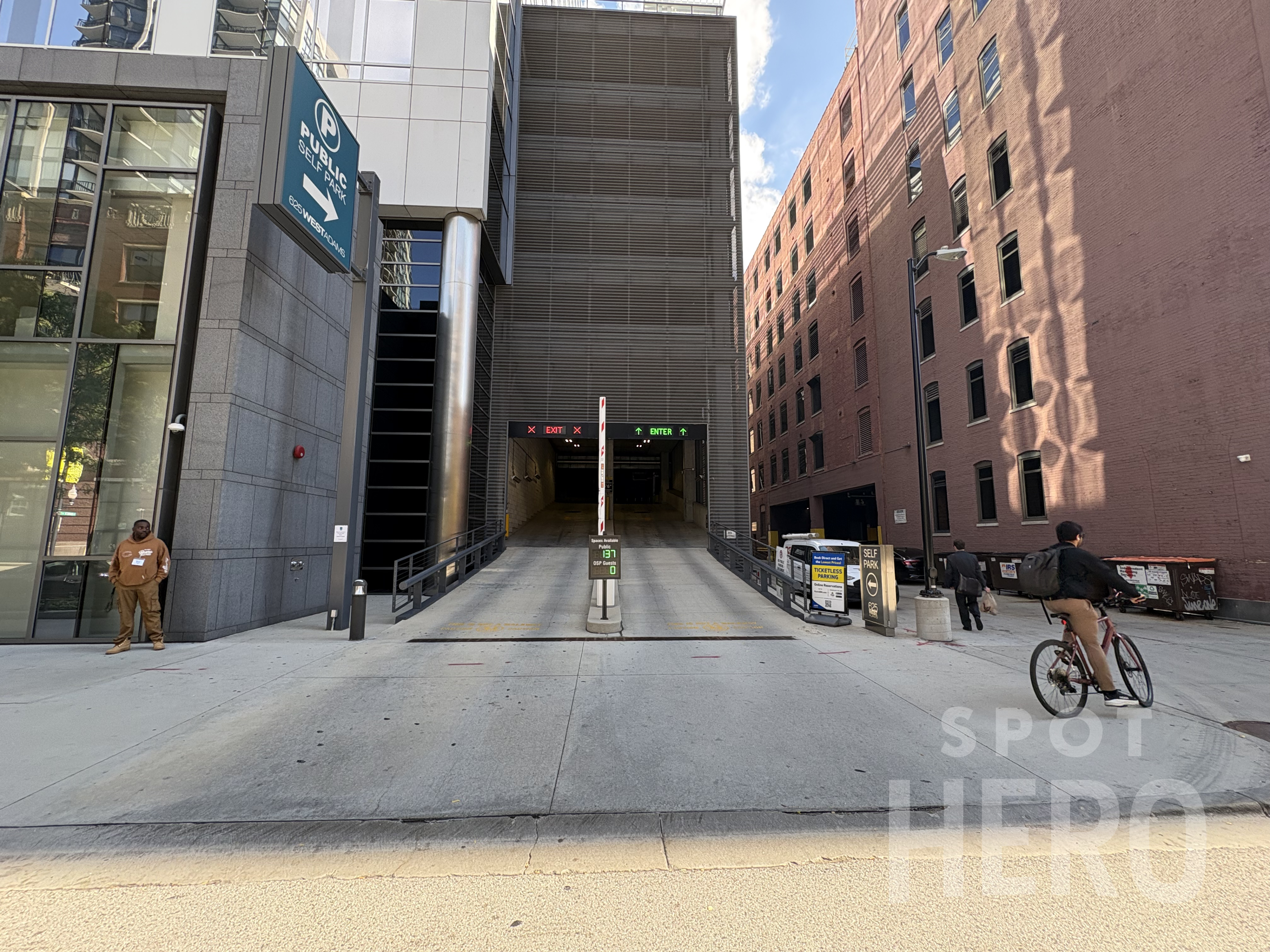 Photo of 229 S Desplaines St. (625 W Adams Building)