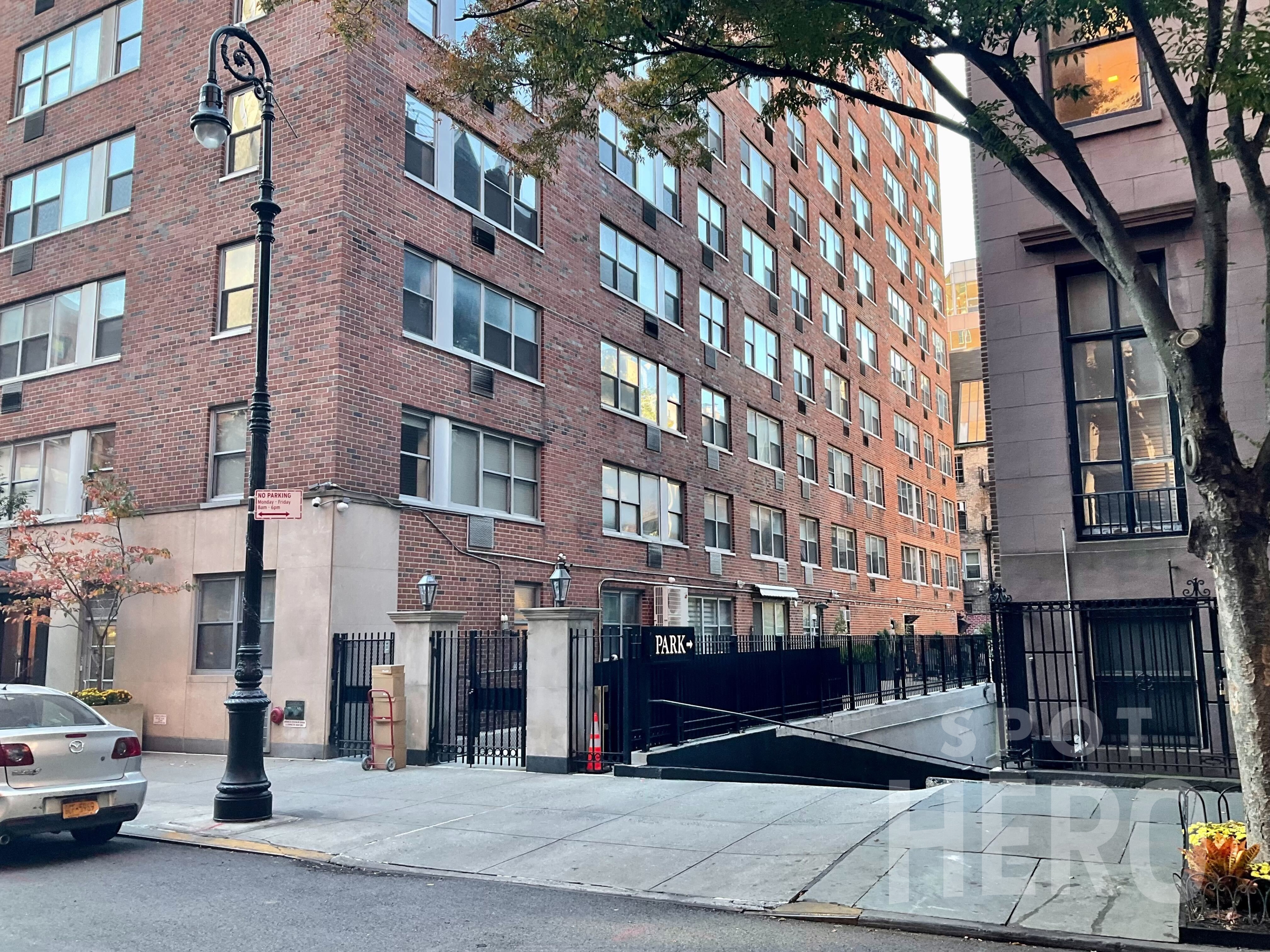 Photo of 32 Gramercy Park S - Valet Garage