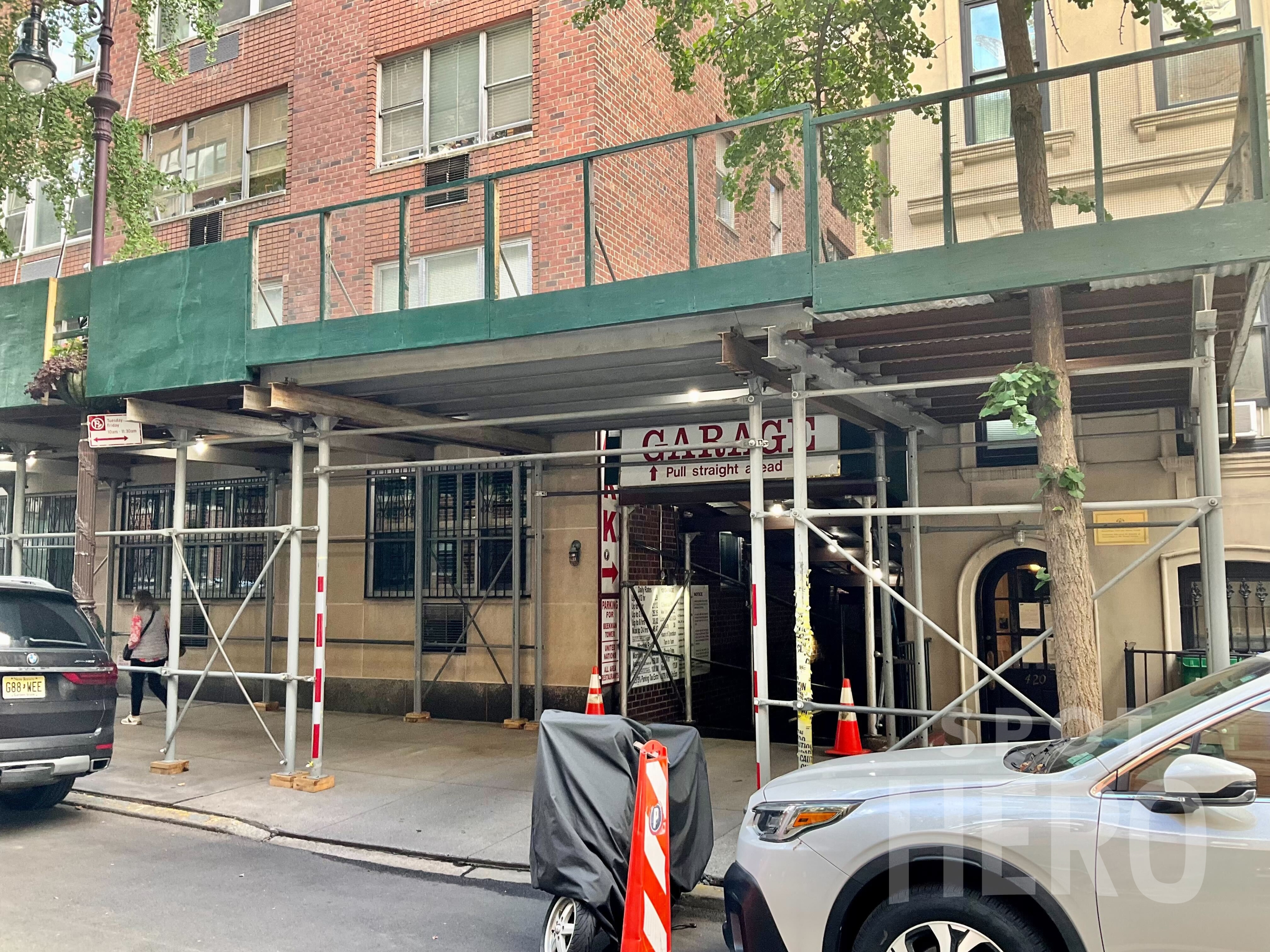 Photo of 434 E 50th St. - Valet
