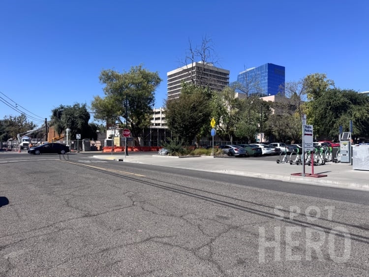 Photo of 915 R St. - Market Lot