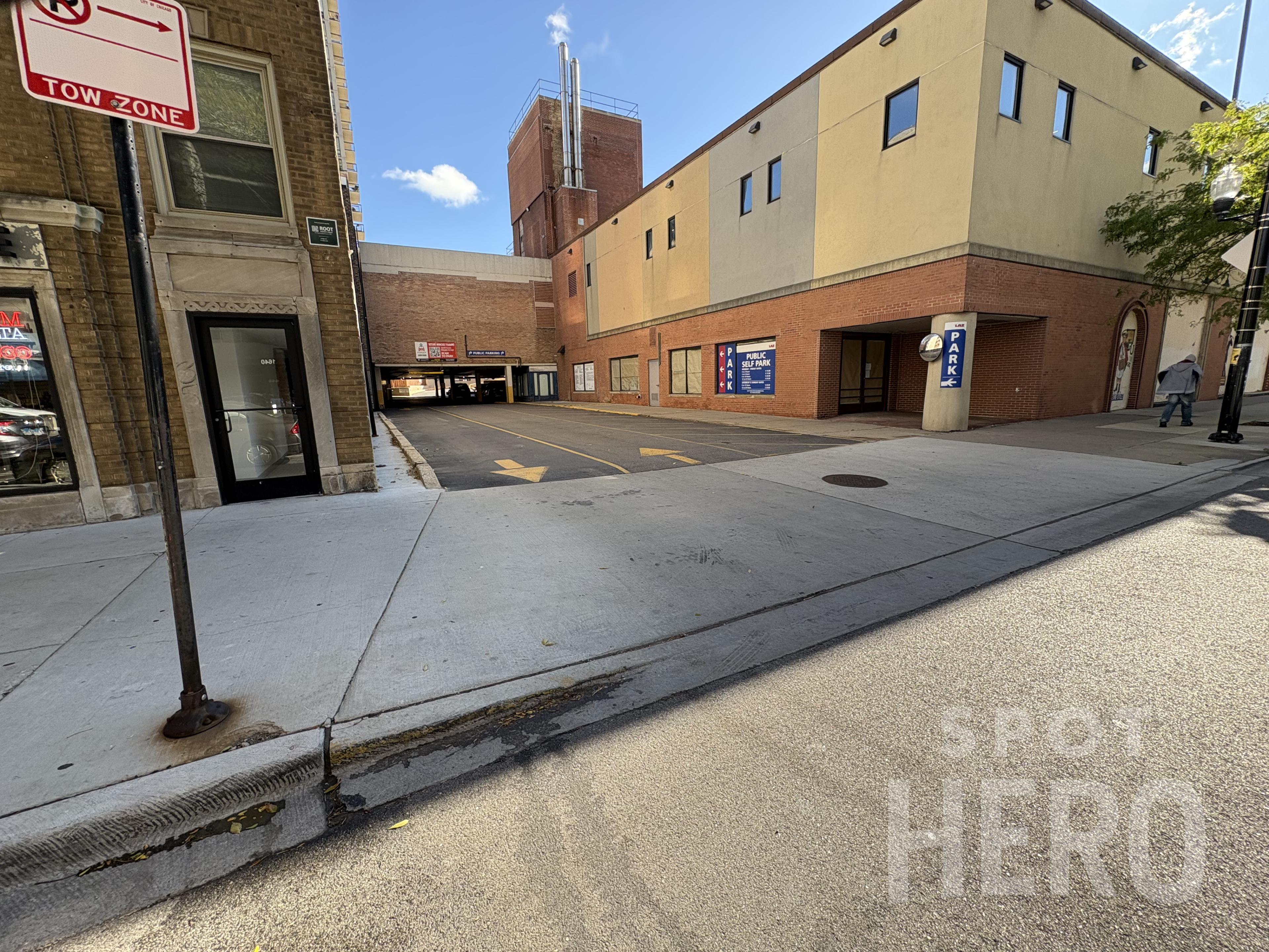 Photo of 1639 N Wells St.