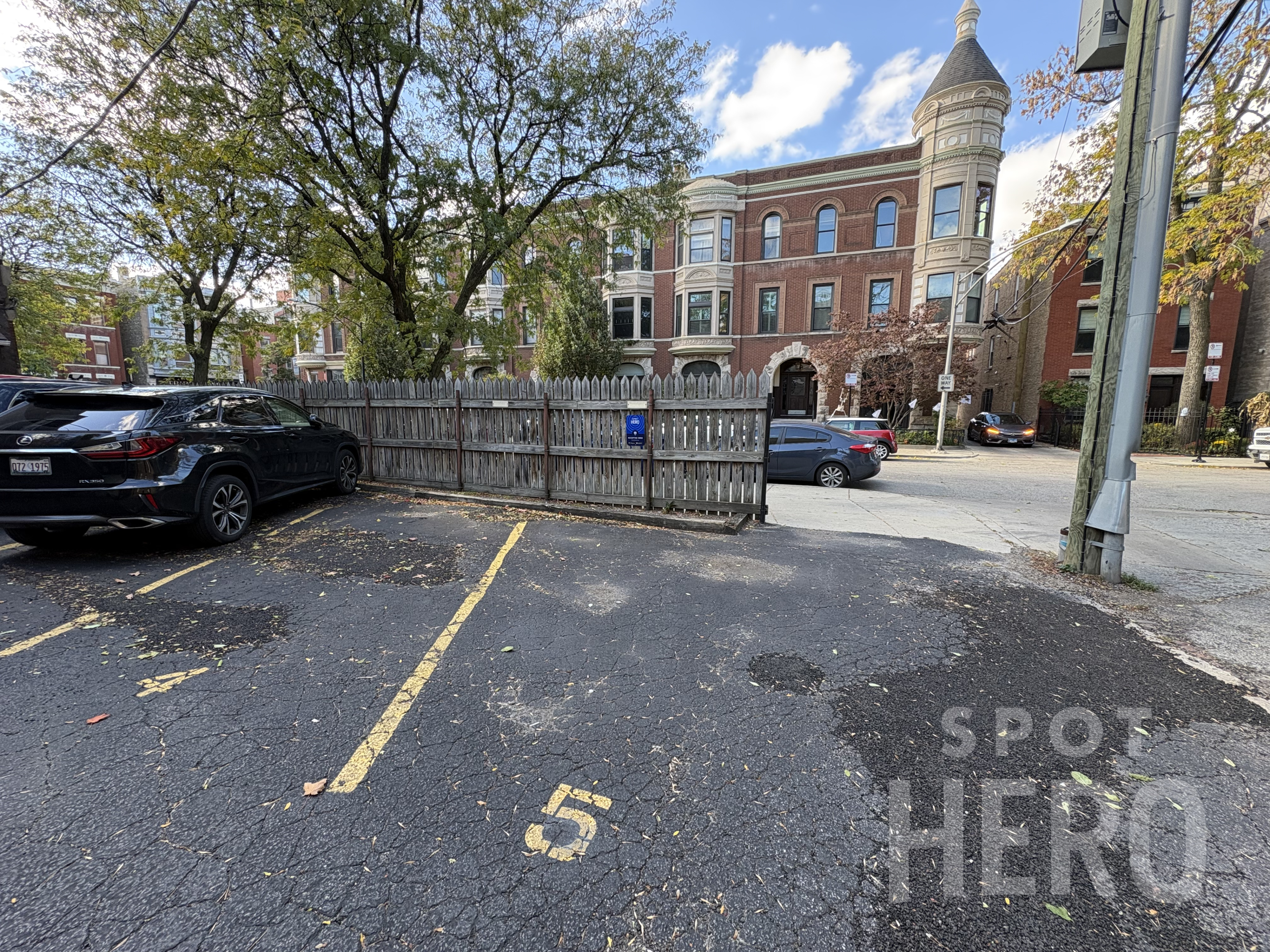 Photo of 1134 W Armitage Ave. - Spot #5