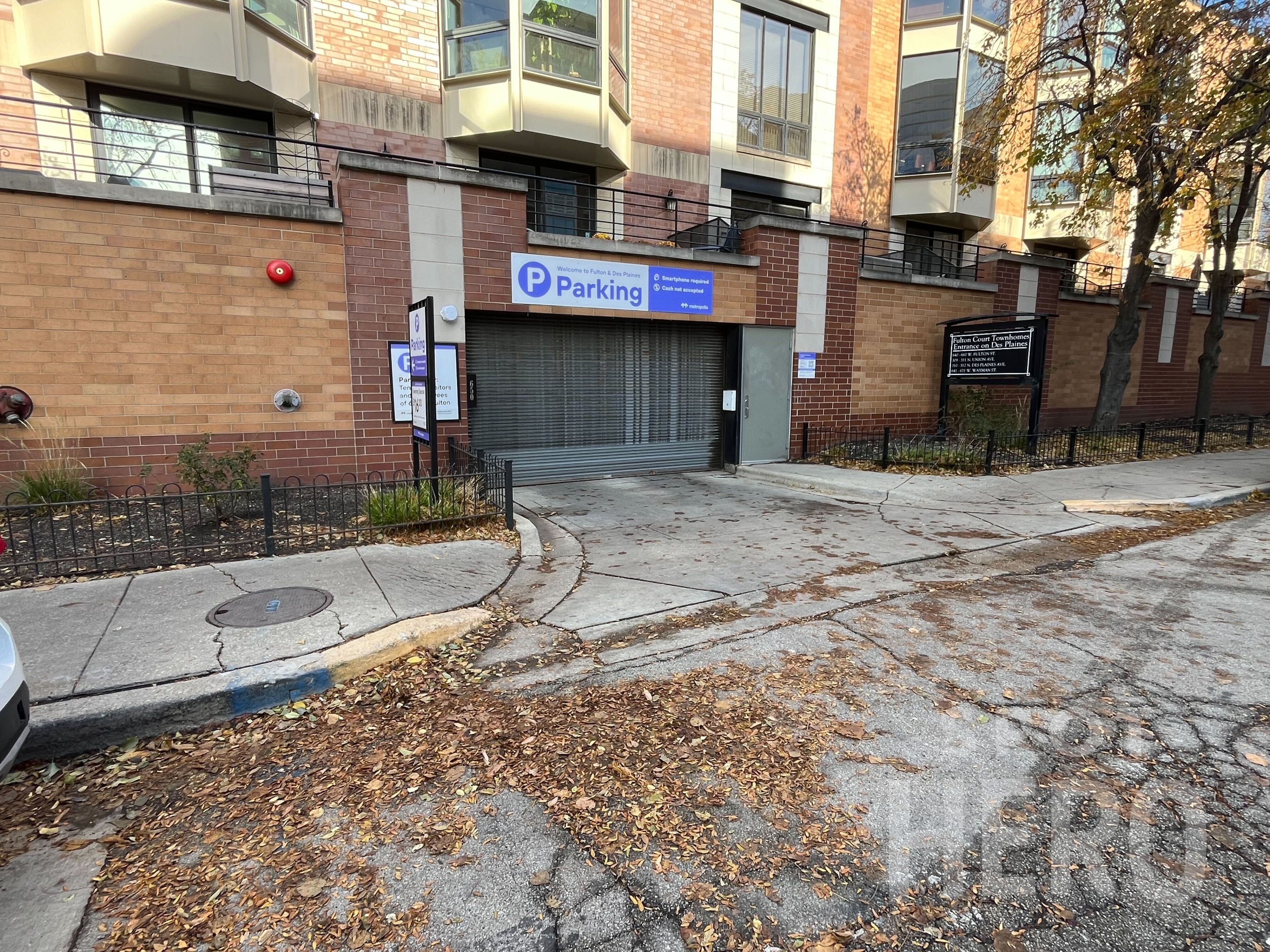 Photo of 650 W Fulton Market - Fulton DesPlaines Garage