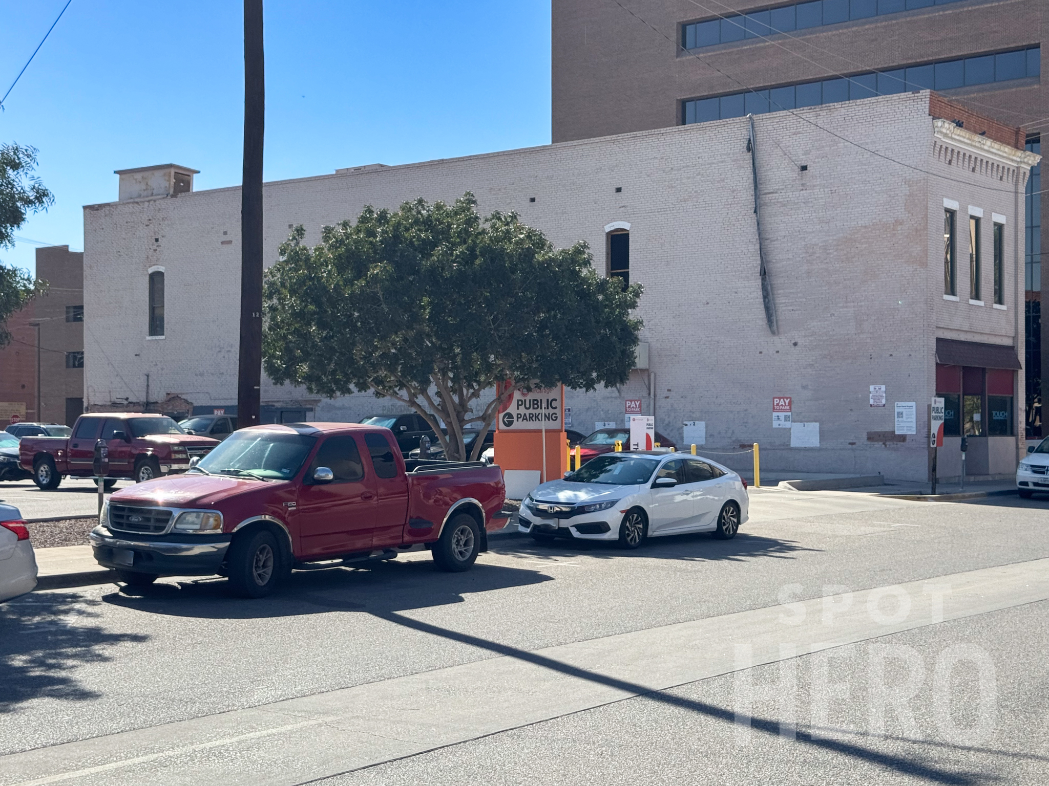 Photo of 810 E San Antonio Ave. - Courthouse District Parking Lot