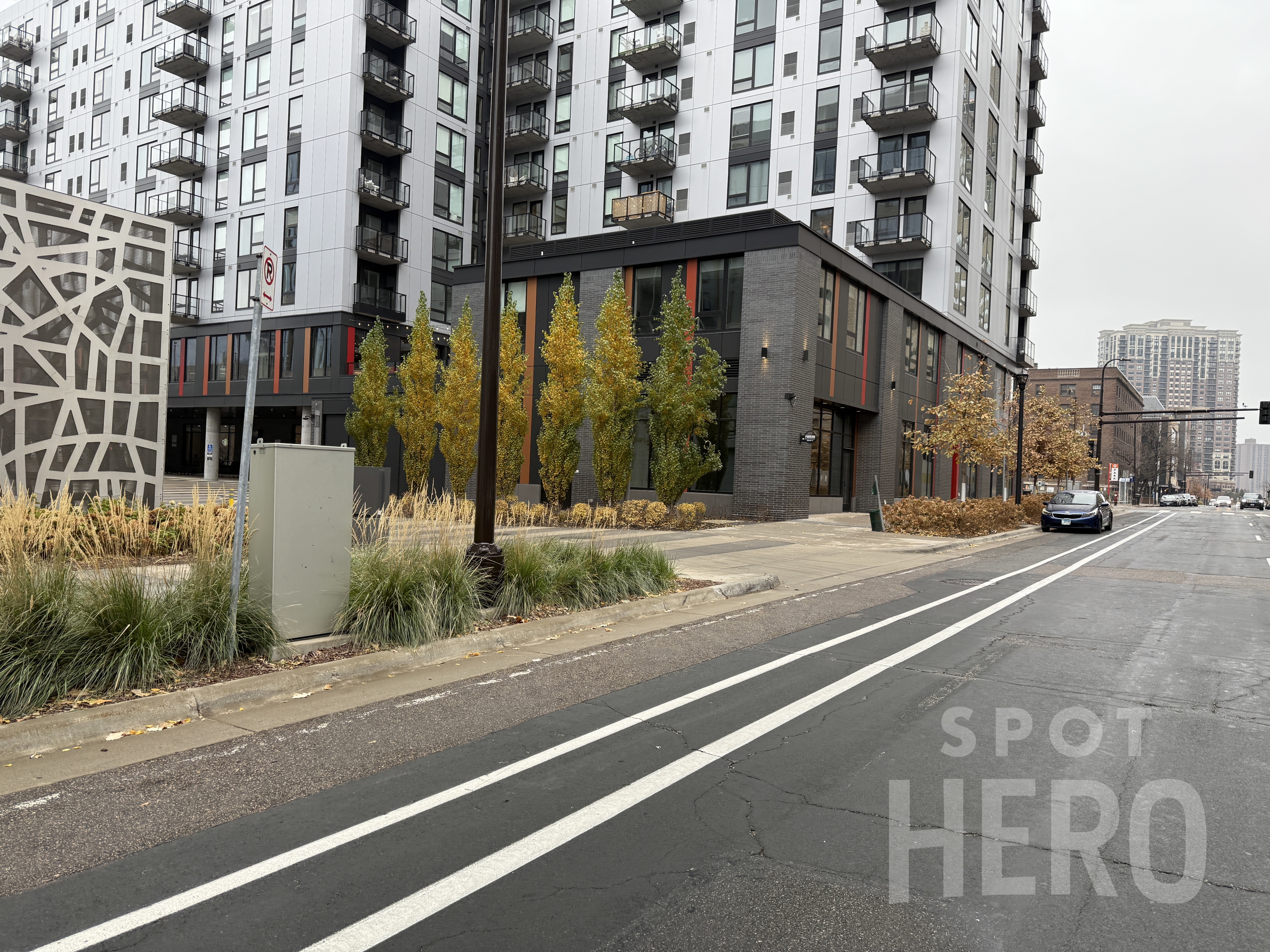 Photo of 610 5th Ave. S (600 Portland Ave. S) - Ramp