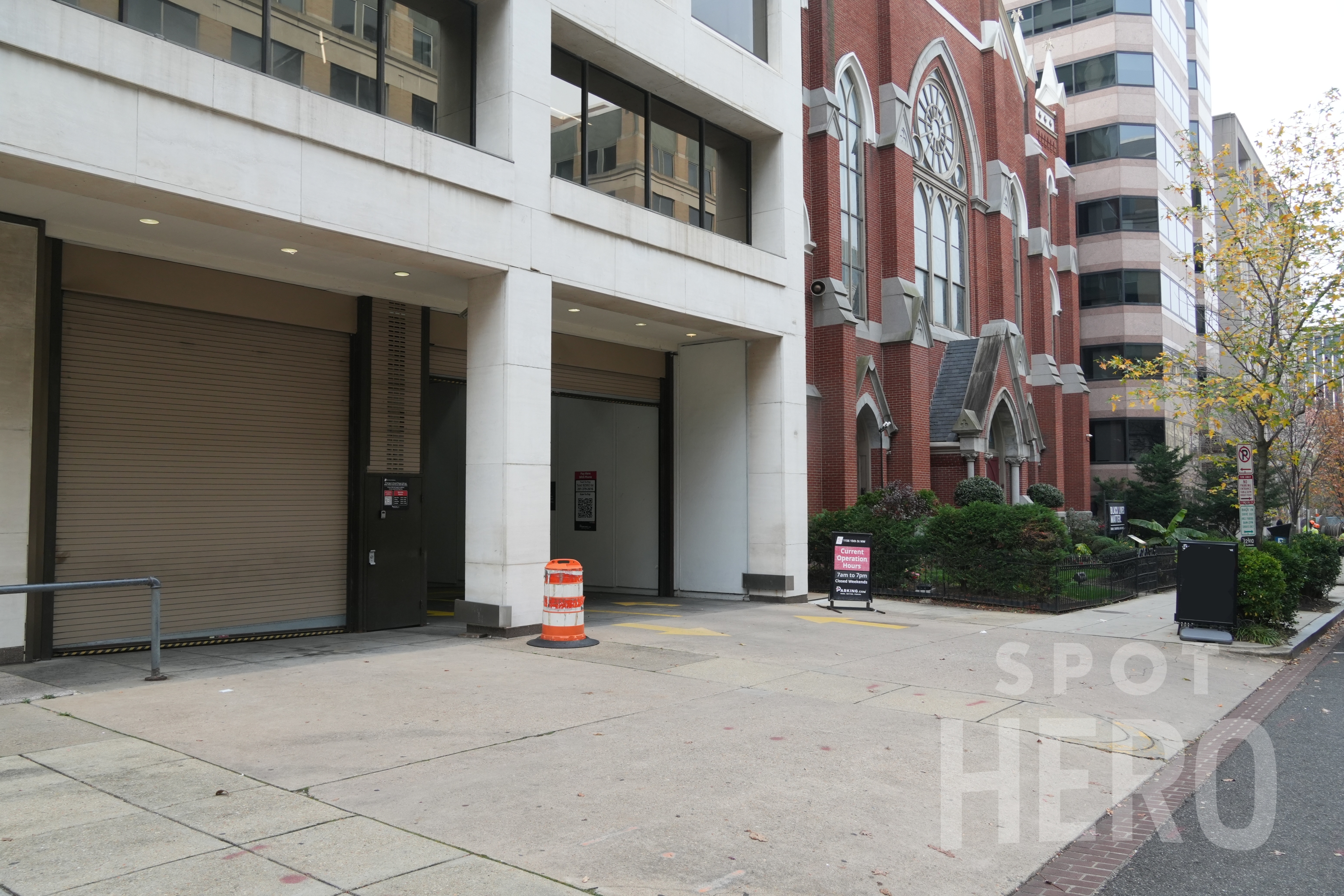 Photo of 1512 M St NW (1156 15th St NW) - Valet