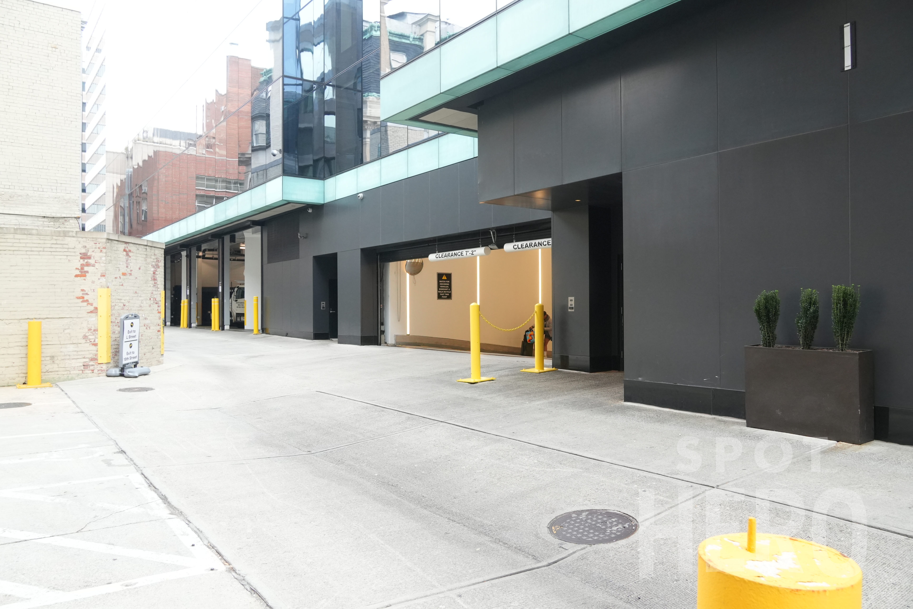 Photo of 1562 L St. NW (1100 15th St. NW) - Midtown Center Garage