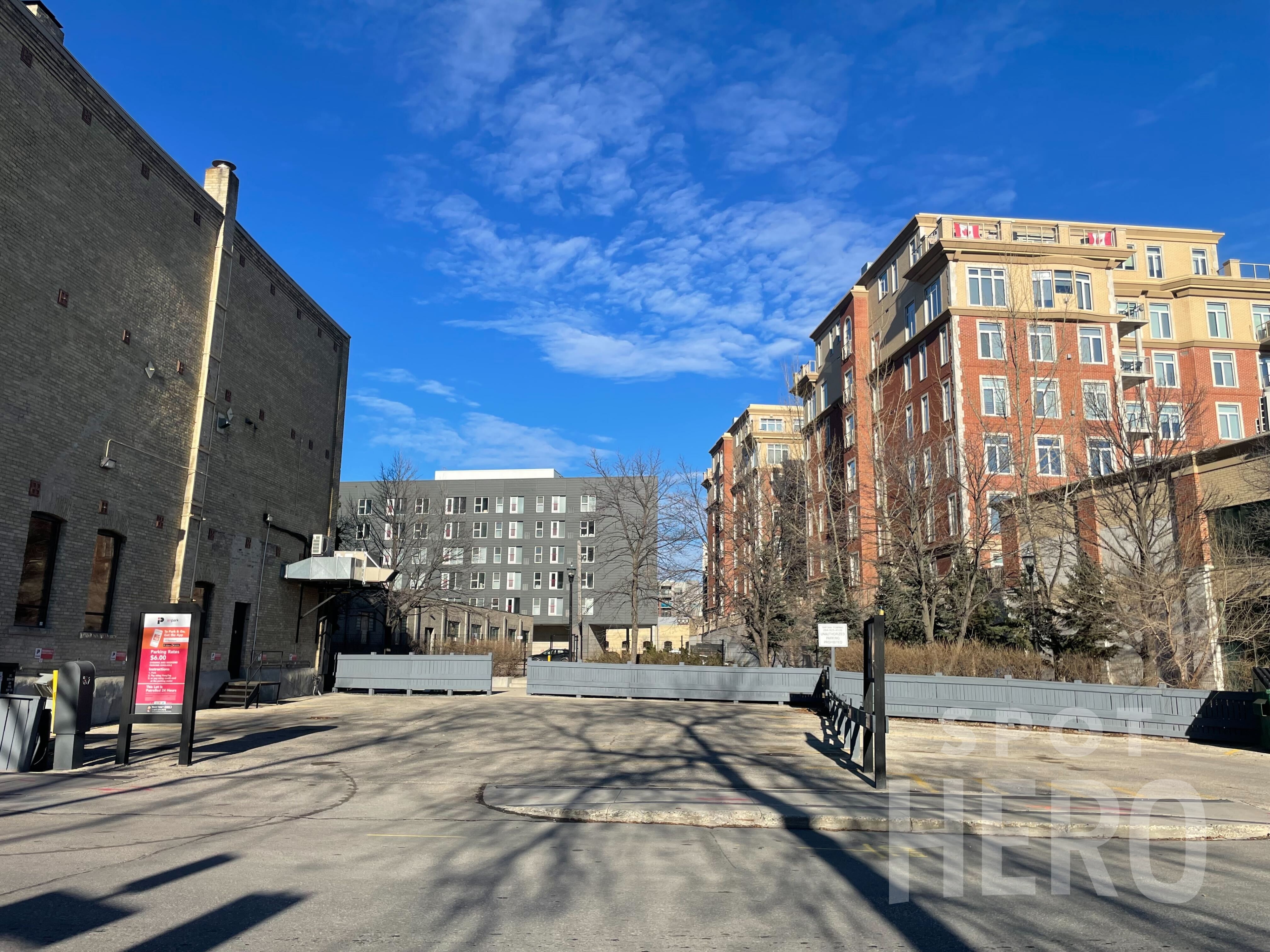 Photo of 115 Bannatyne Ave. - Lot