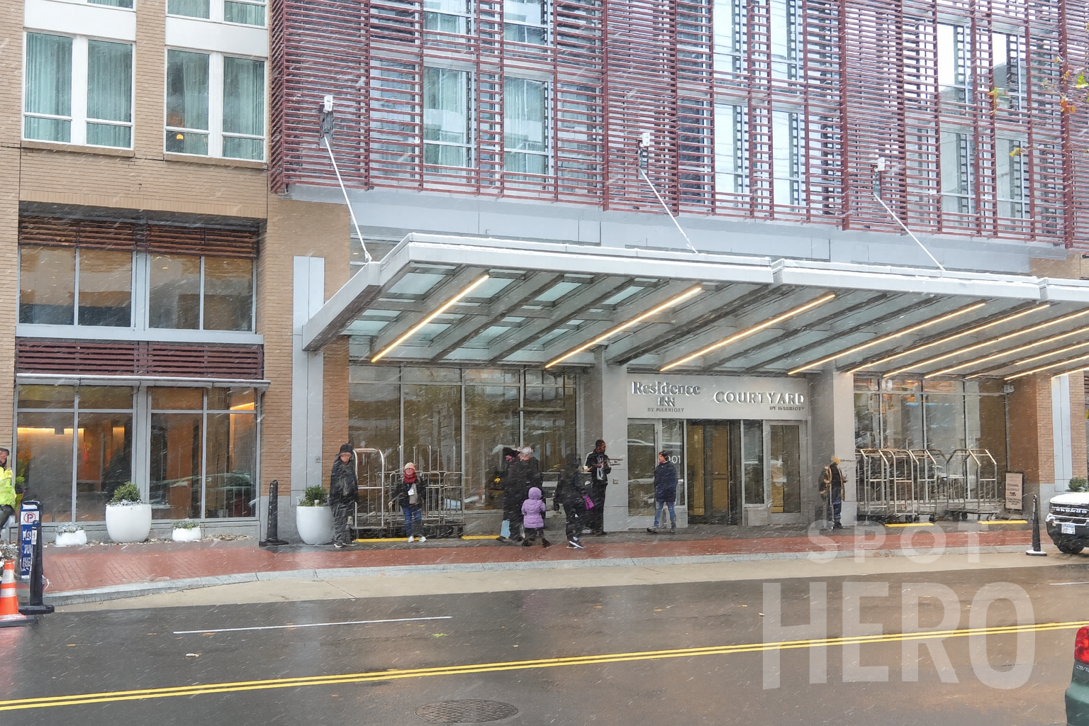 Photo of 901 Massachusetts Ave. NW - Marriott Marquis Valet Garage