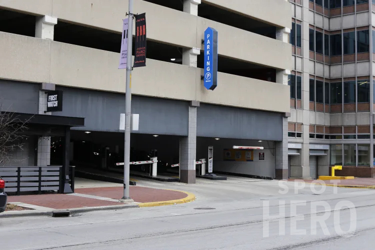 Photo of 139 N Illinois St. - Market Tower Garage