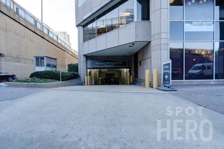 Photo of 810 First St. NE - One Union Center Garage