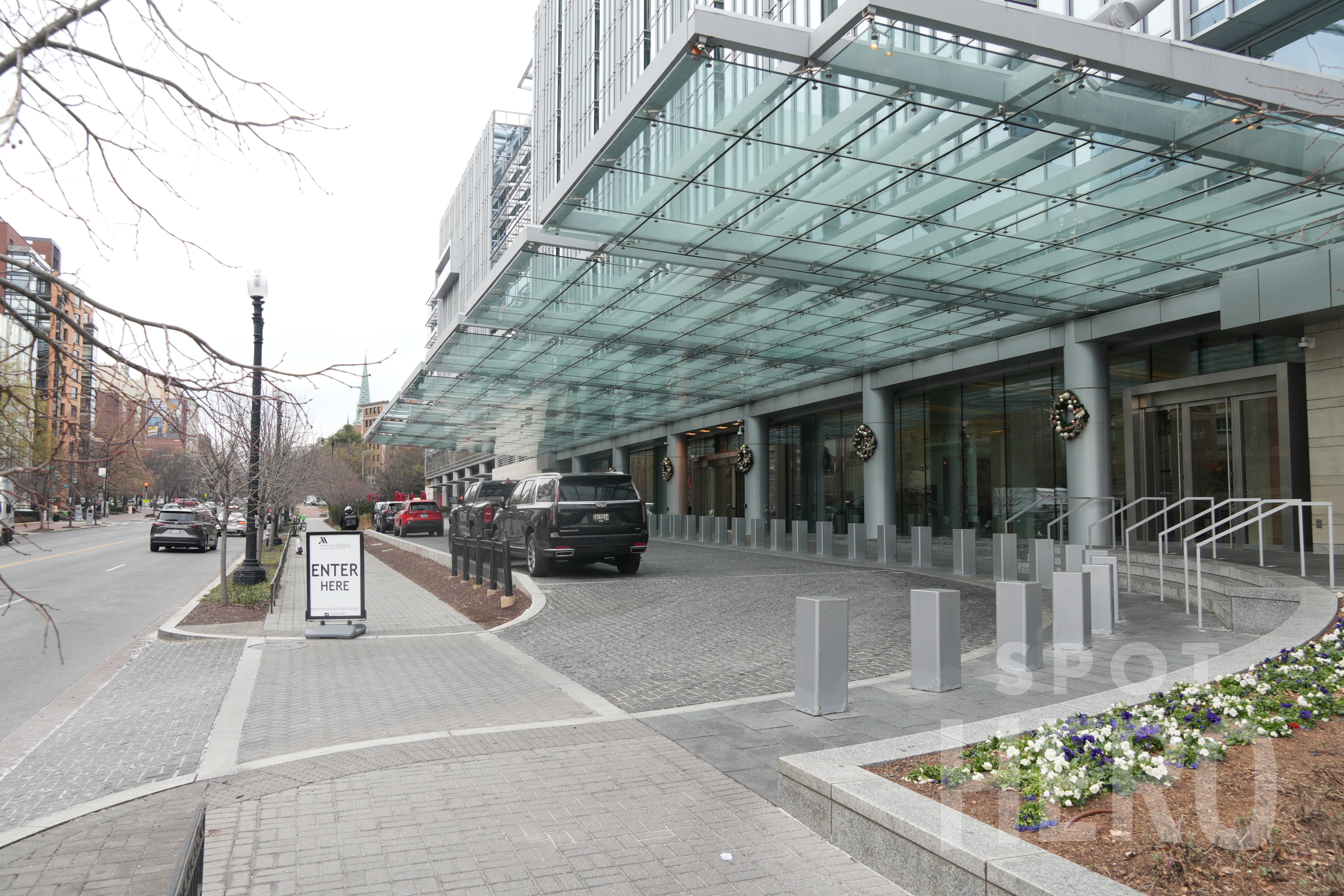 Photo of 901 Massachusetts Ave. NW - Marriott Marquis Valet Garage