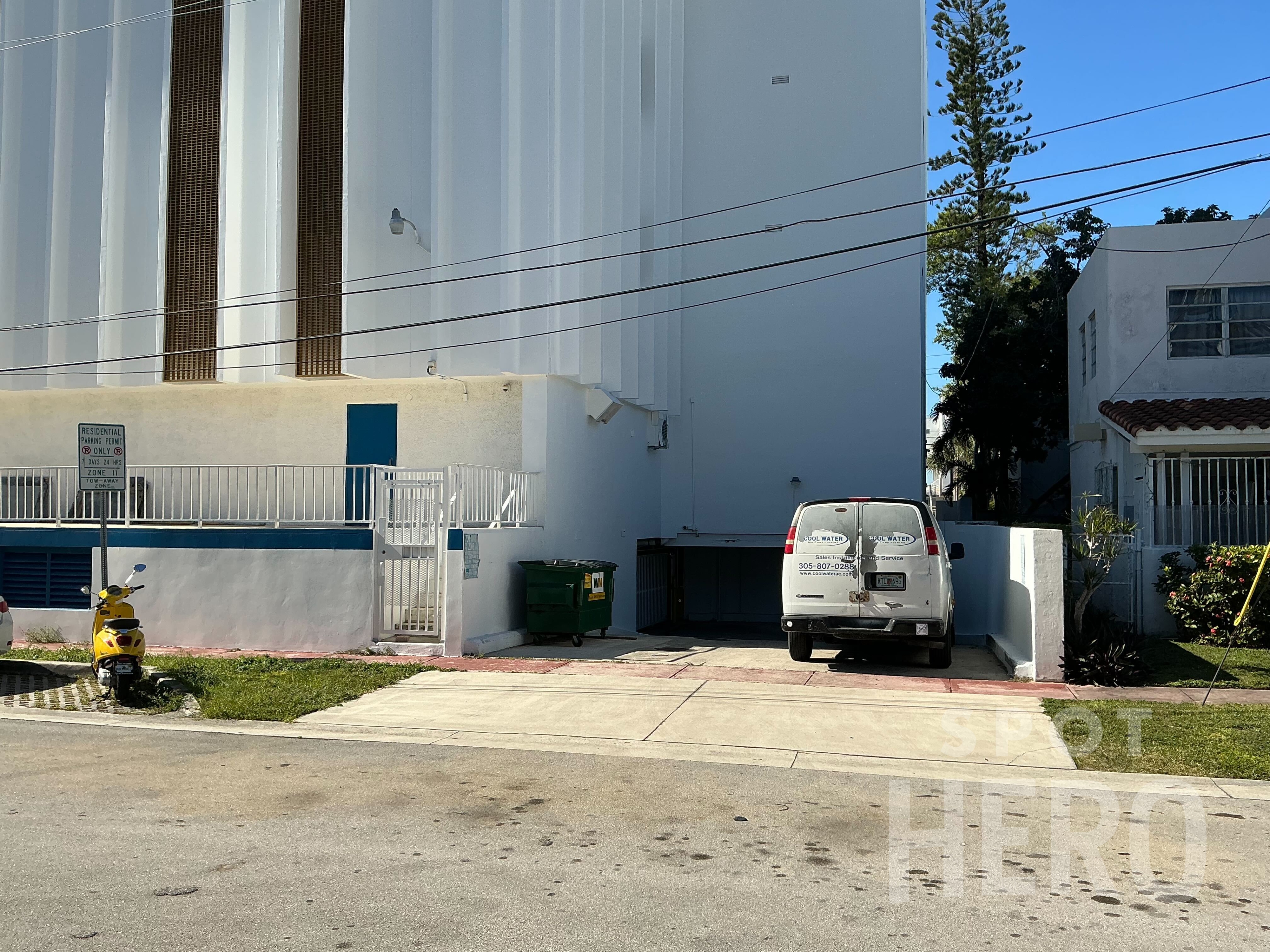 Photo of 2426 Flamingo Pl. (2401 Pine Tree Dr.) - Garage