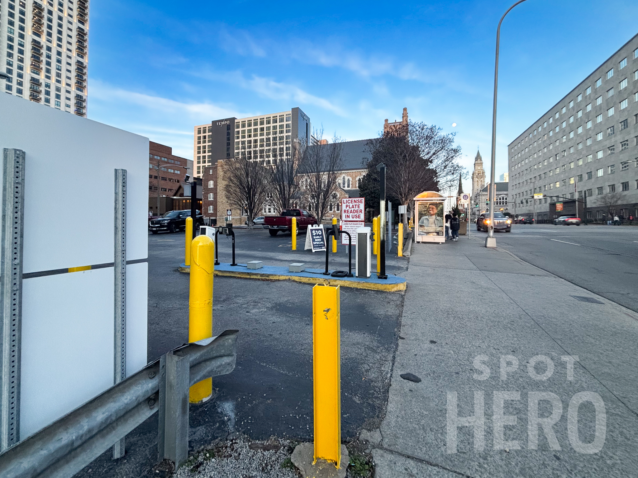 Photo of 920 Broadway - Lot