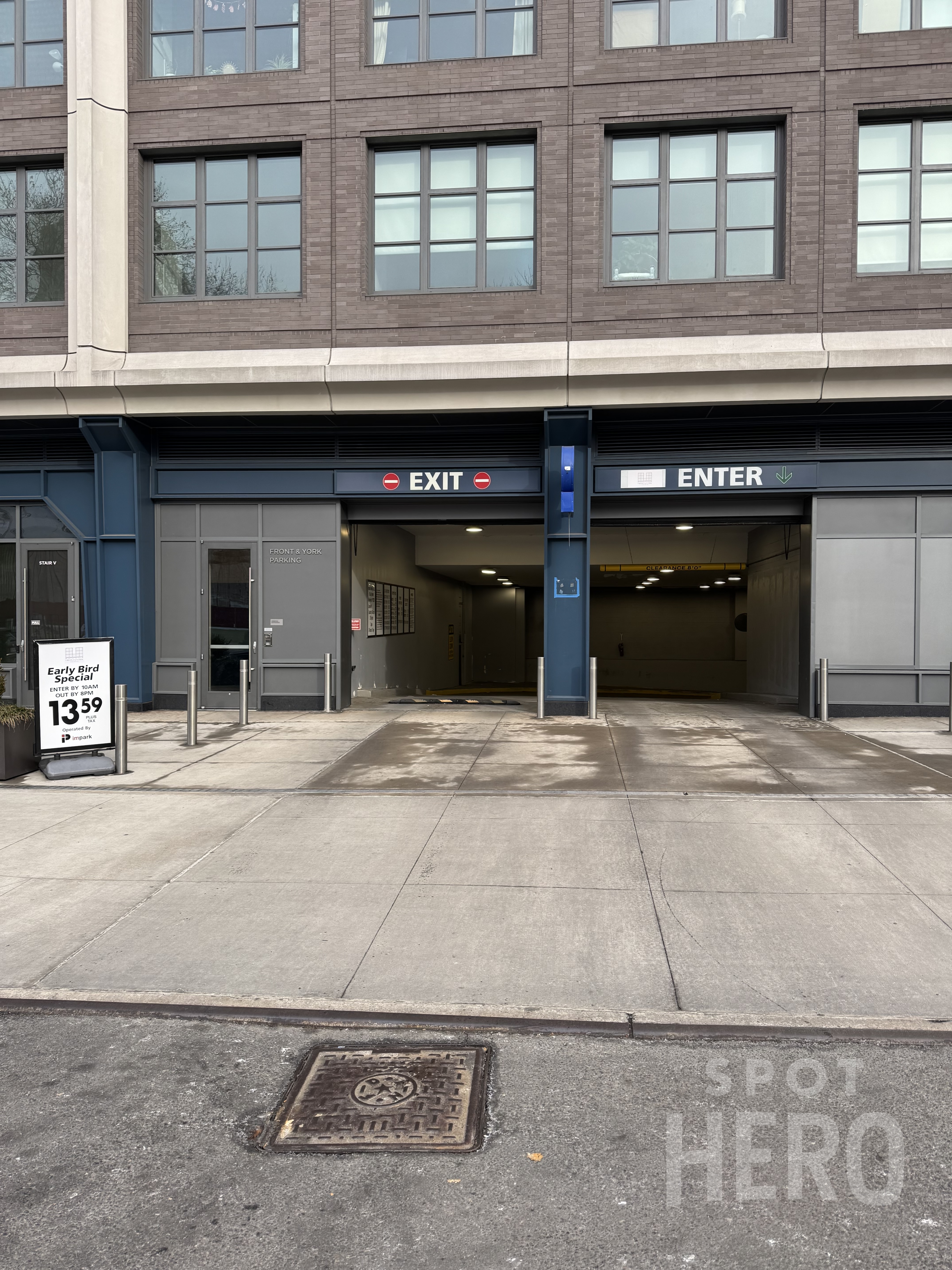 Photo of 135 York St. - Impark Garage