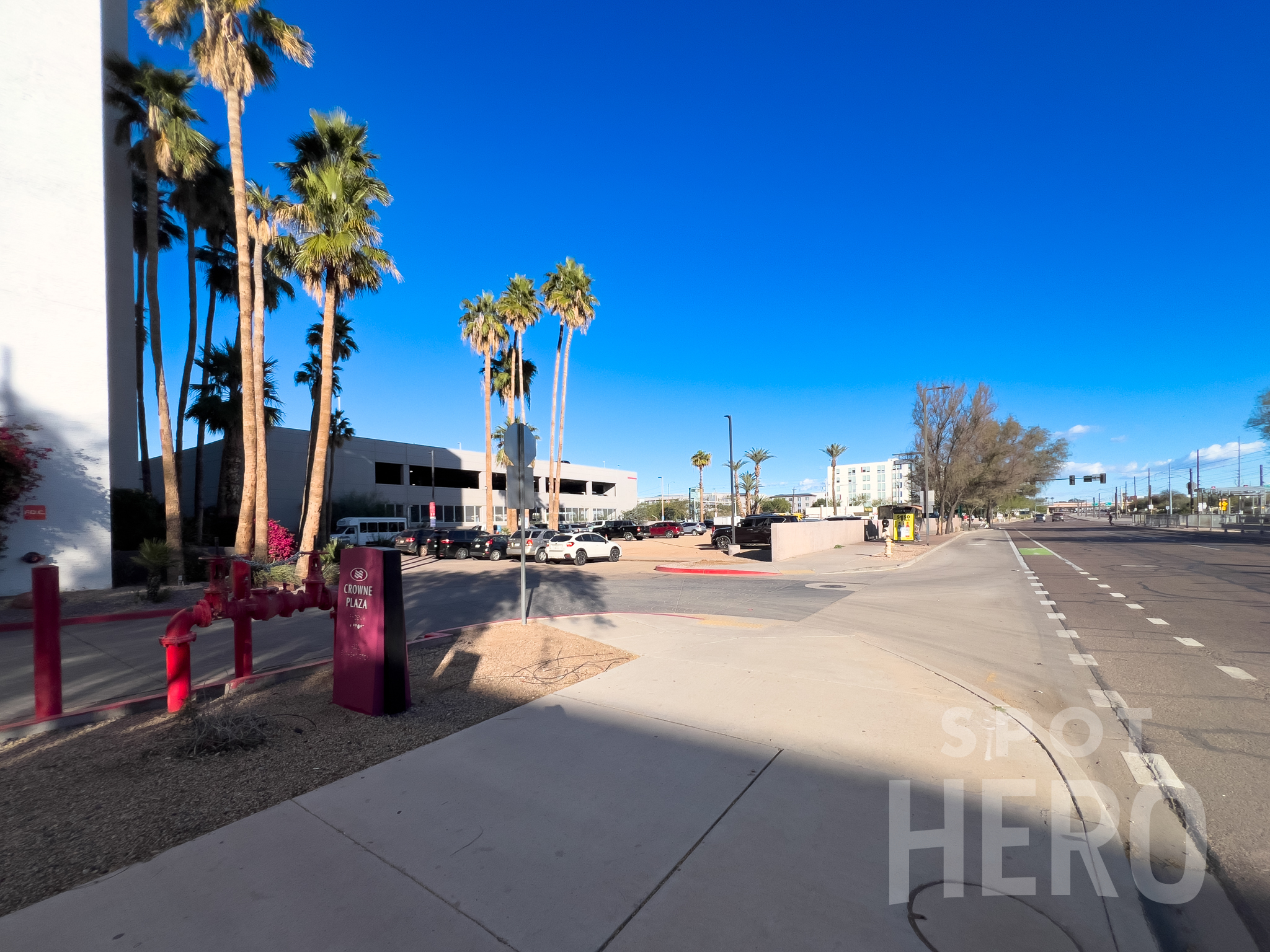 Photo of Crowne Plaza Phoenix Airport Parking - Covered Self Park